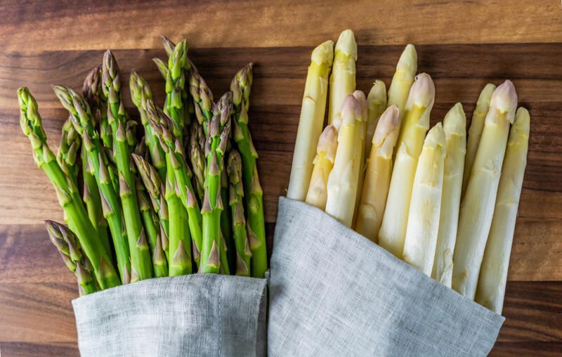 Wat is het verschil tussen witte asperges en groene asperges?