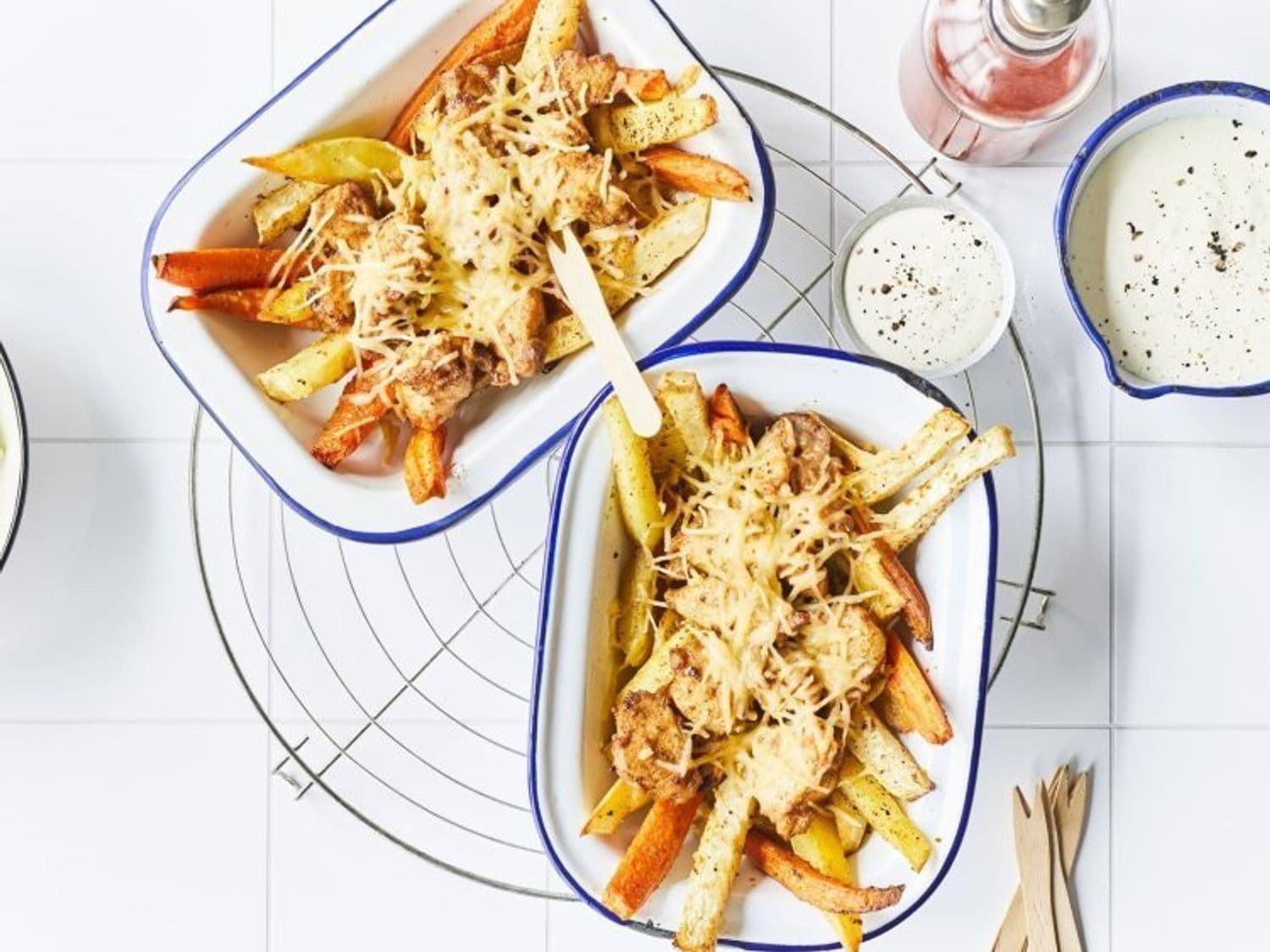 Kapsalon met konijn en groentefrietjes