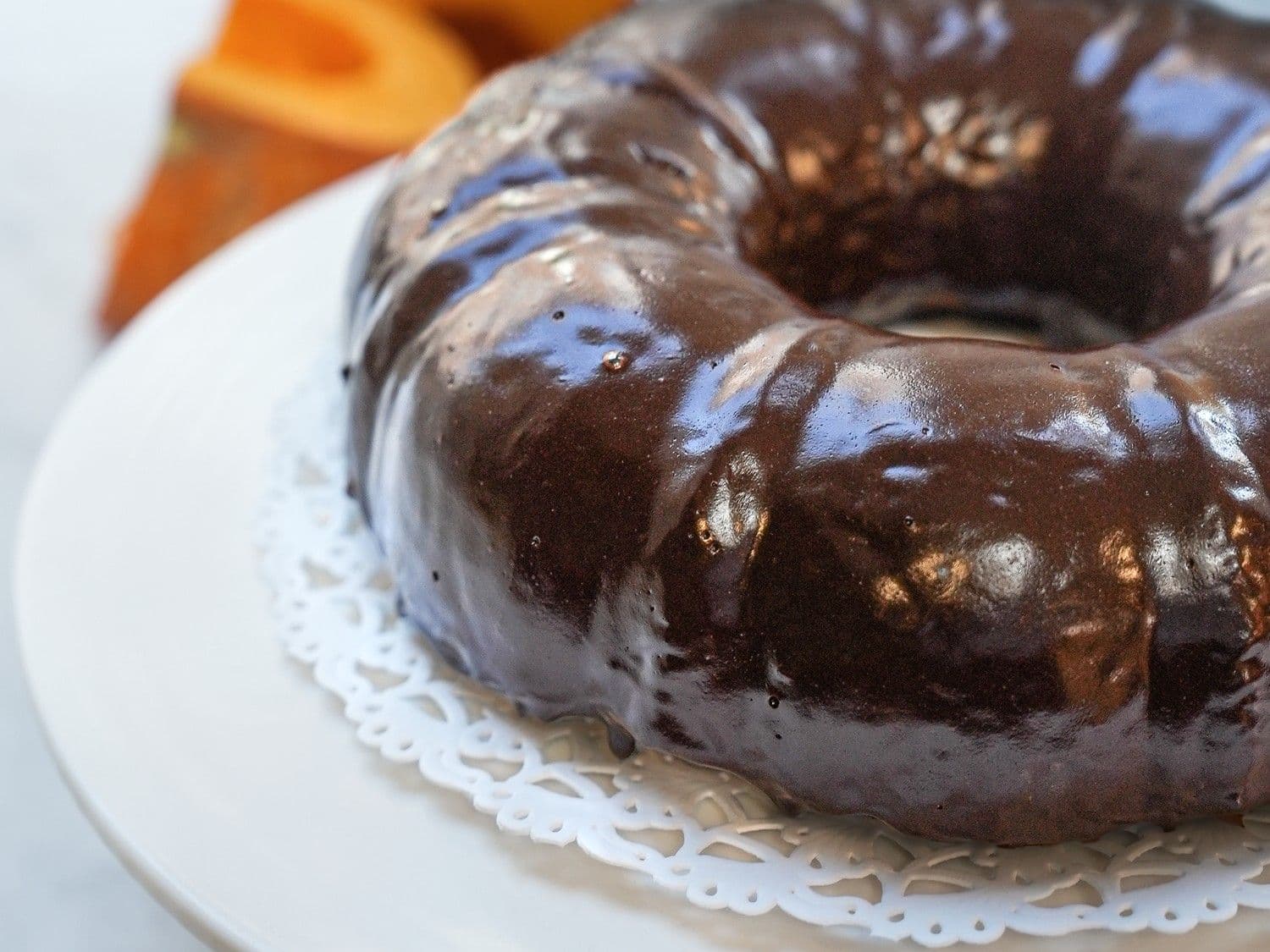 Pompoencake met chai-kruiden en chocoladeganache