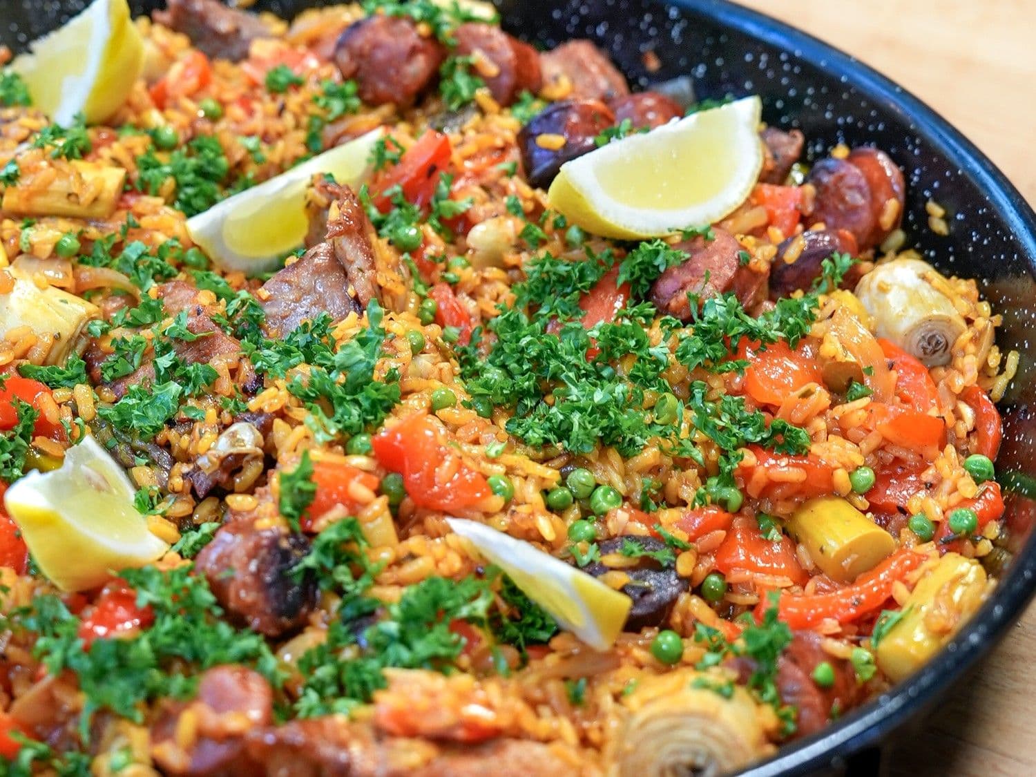 Arroz met secreto en chorizo