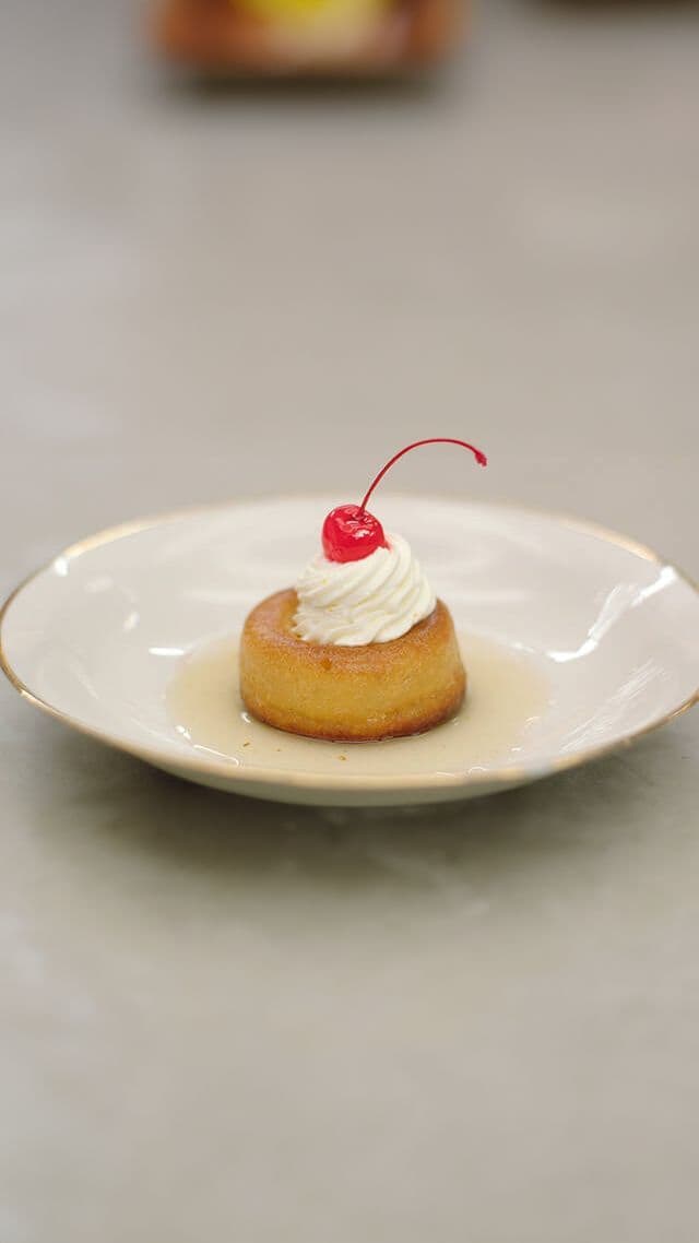 Baba au rhum met sinaasroom