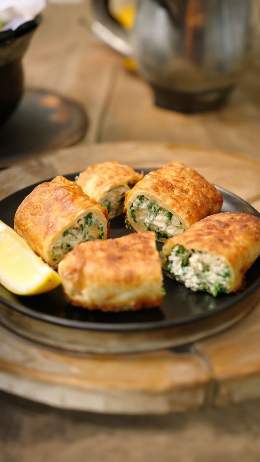 Filodeegpakketjes met Noordzeekrab en gribiche