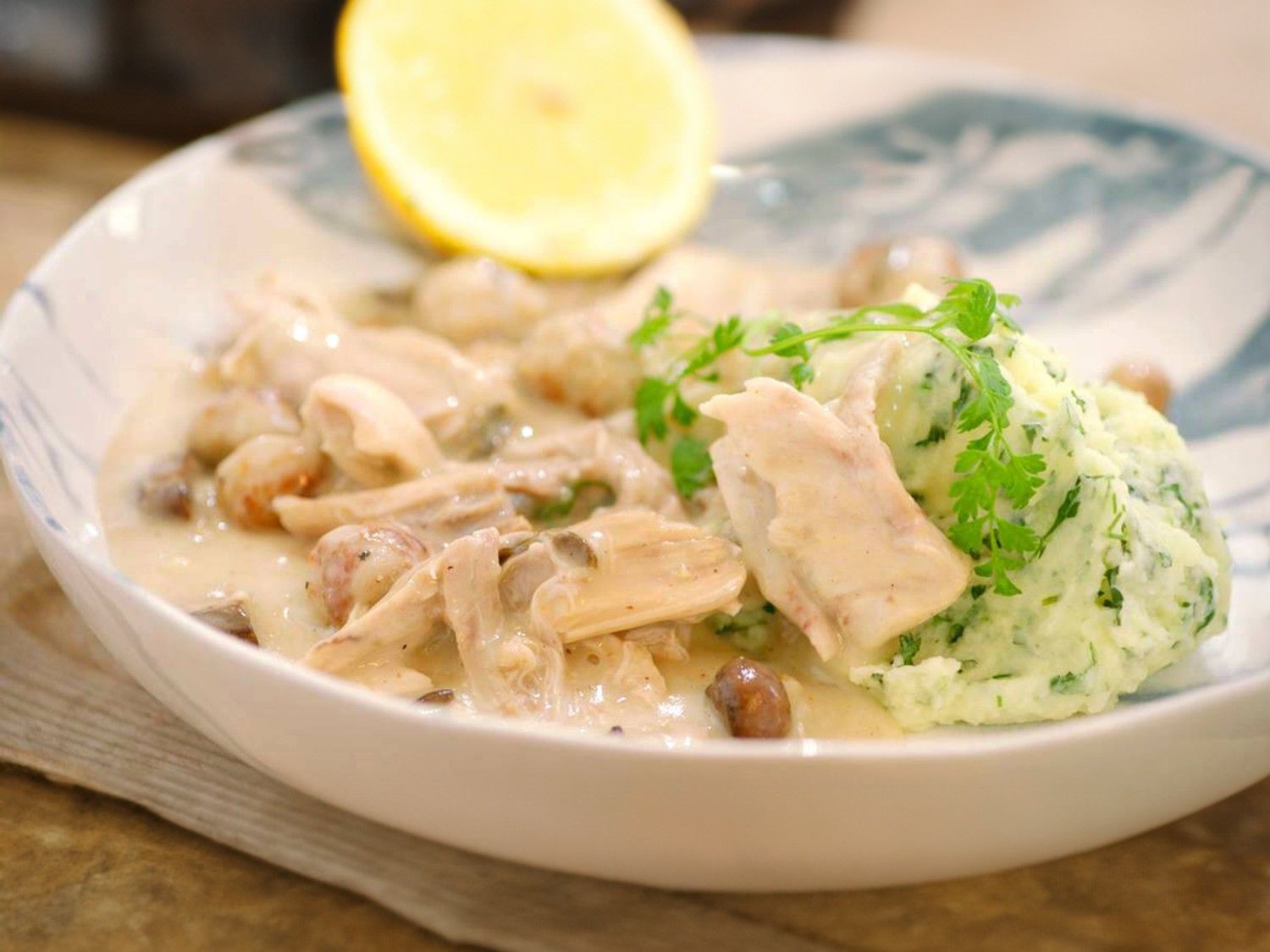 Videe van konijn met kervelpuree