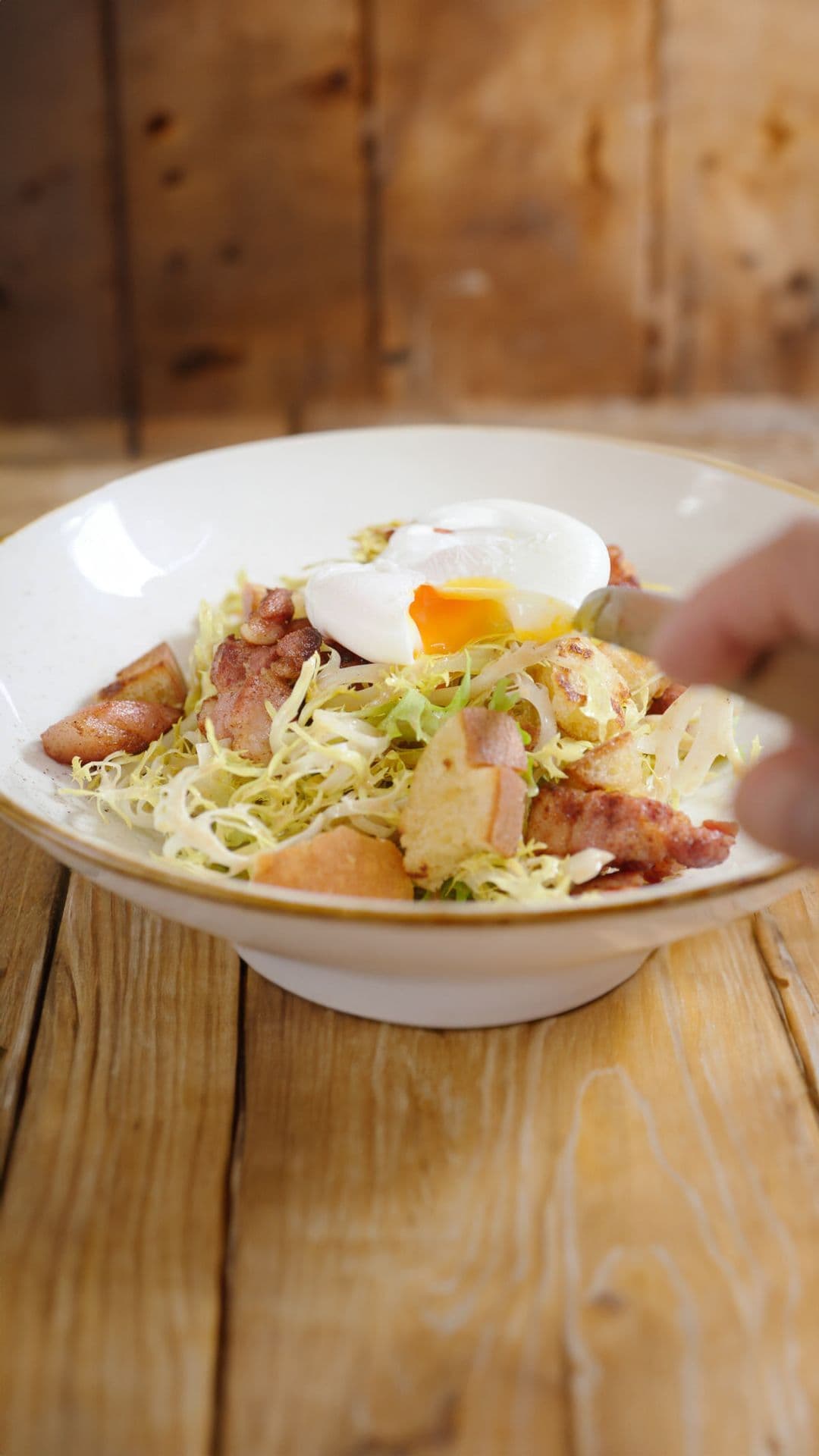 Salade Lyonnaise