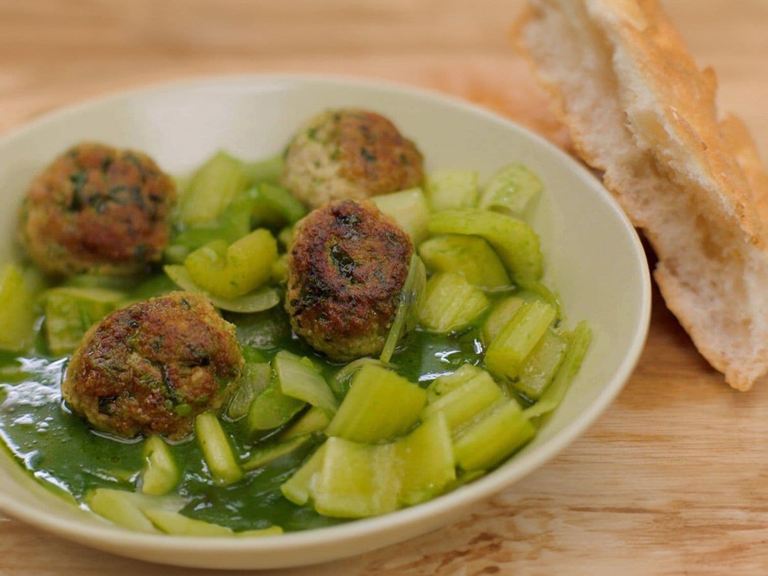 Fusion meatballs met groene groenten