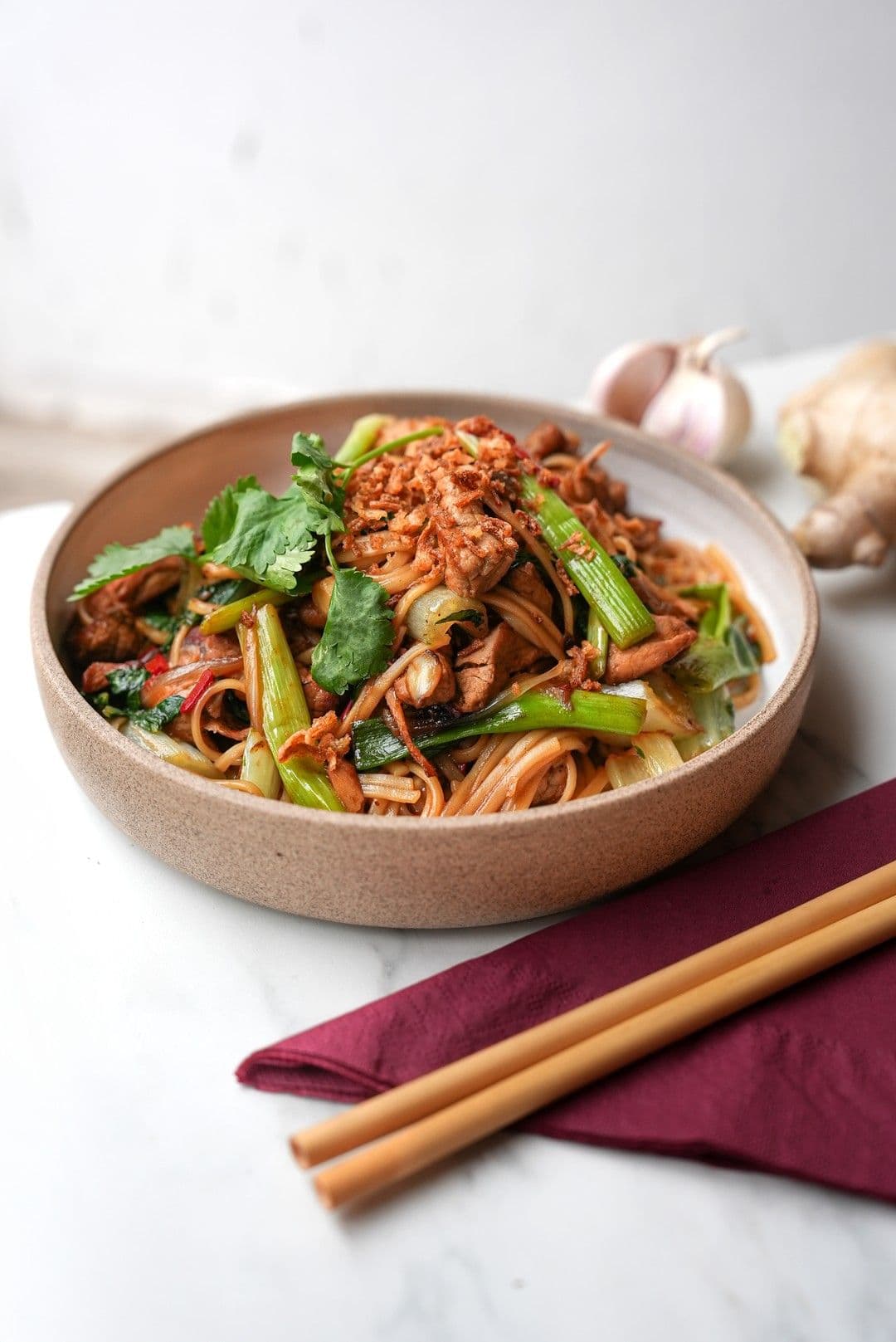 Udon noedels met kalfsvlees, shiitake en paksoi