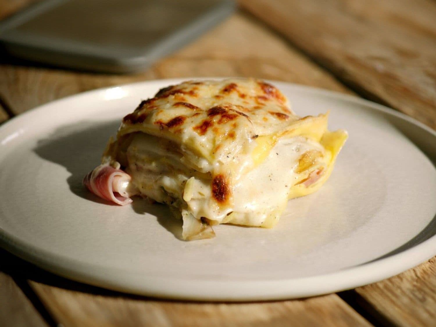 Lasagne met knolselder en gekookte ham