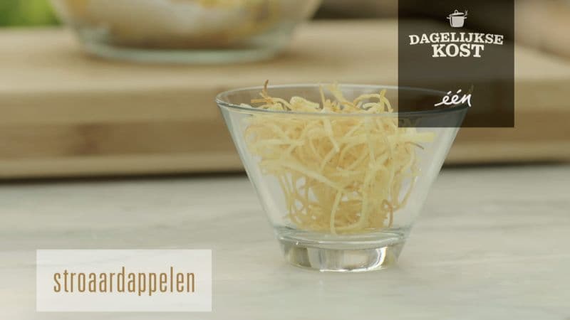 Stroaardappelen (pommes pailles)