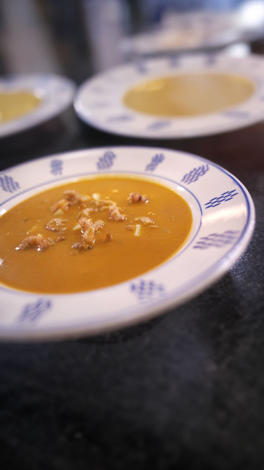 Tomatensoep met garnalen en Rodenbach
