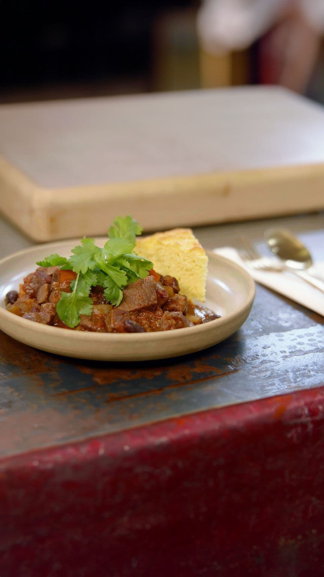 Chili con carne met zenuwstuk en cornbread