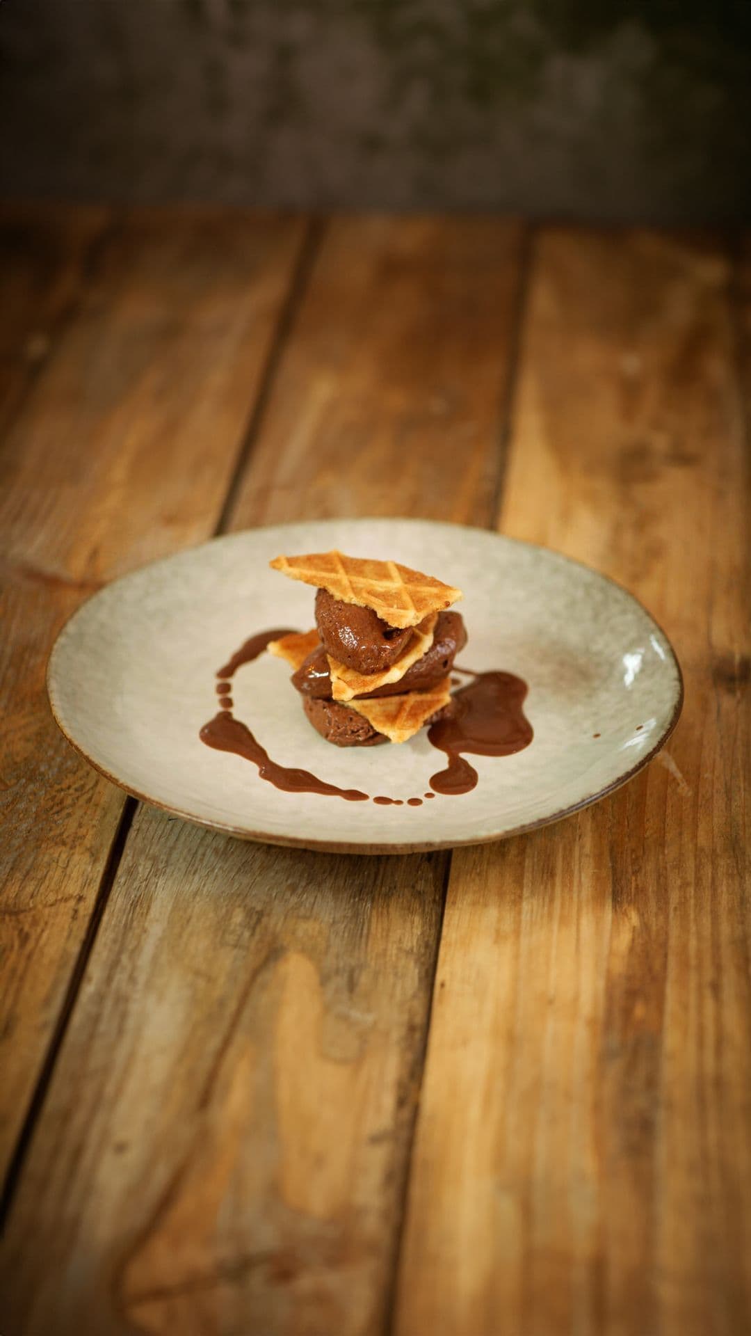 Millefeuille van mokkamousse en boterwafels