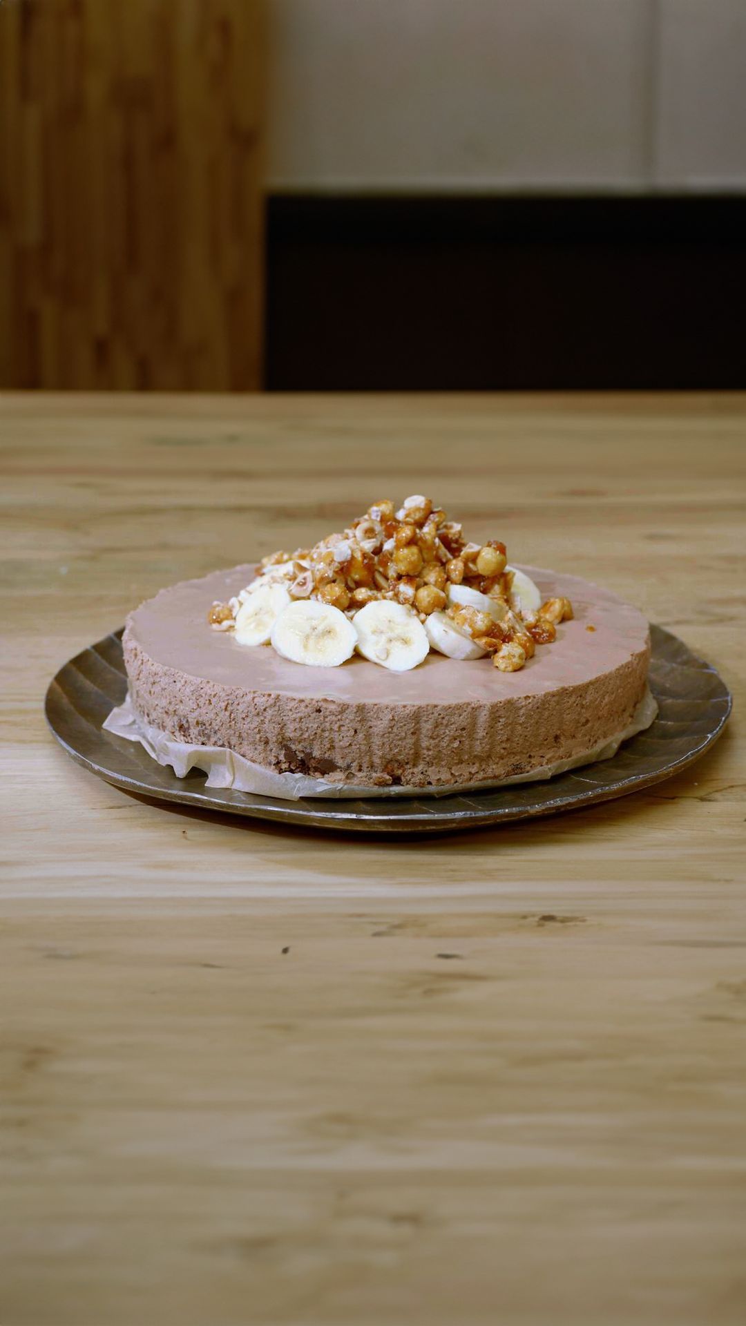 Pralinétaart met banaan en hazelnoot