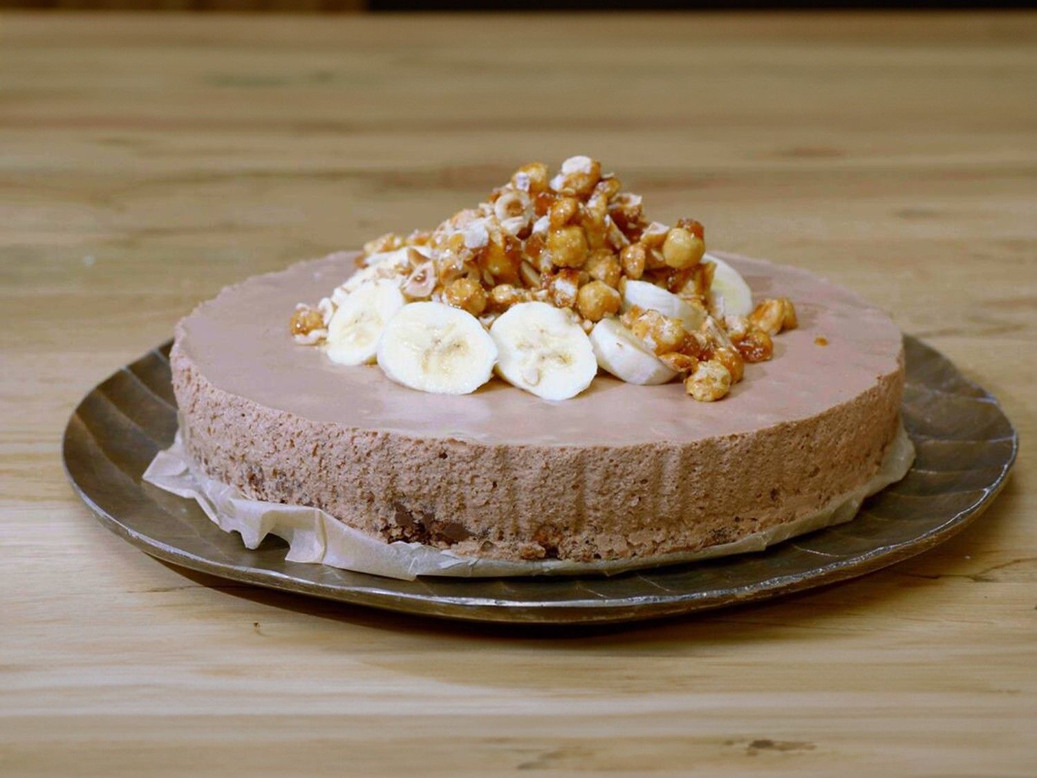 Pralinétaart met banaan en hazelnoot