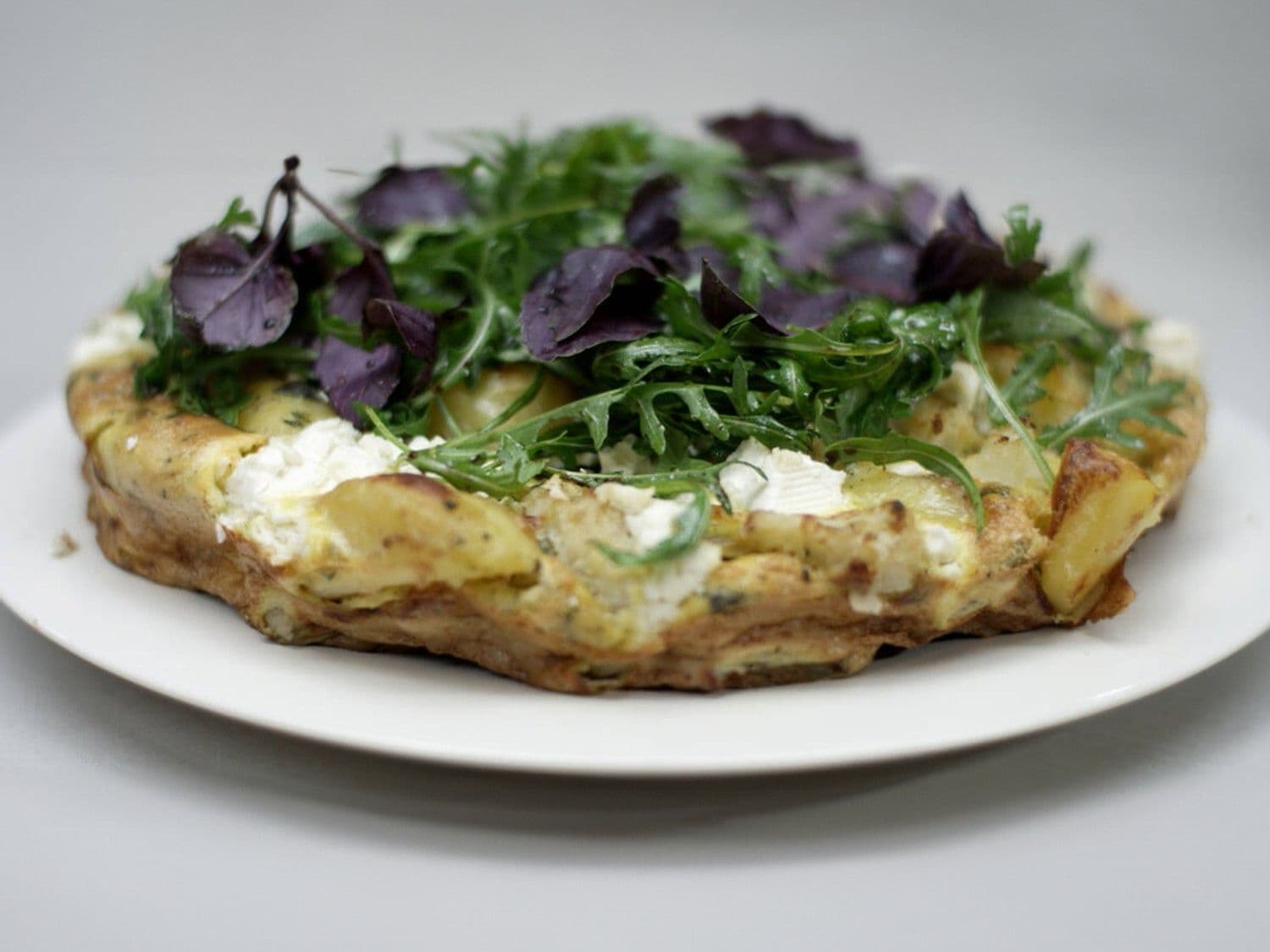 Frittata met bloemkool, spinazie en feta