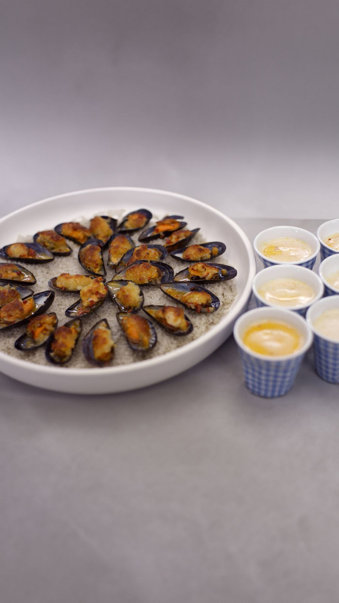 Gegratineerde mosselen met chorizo