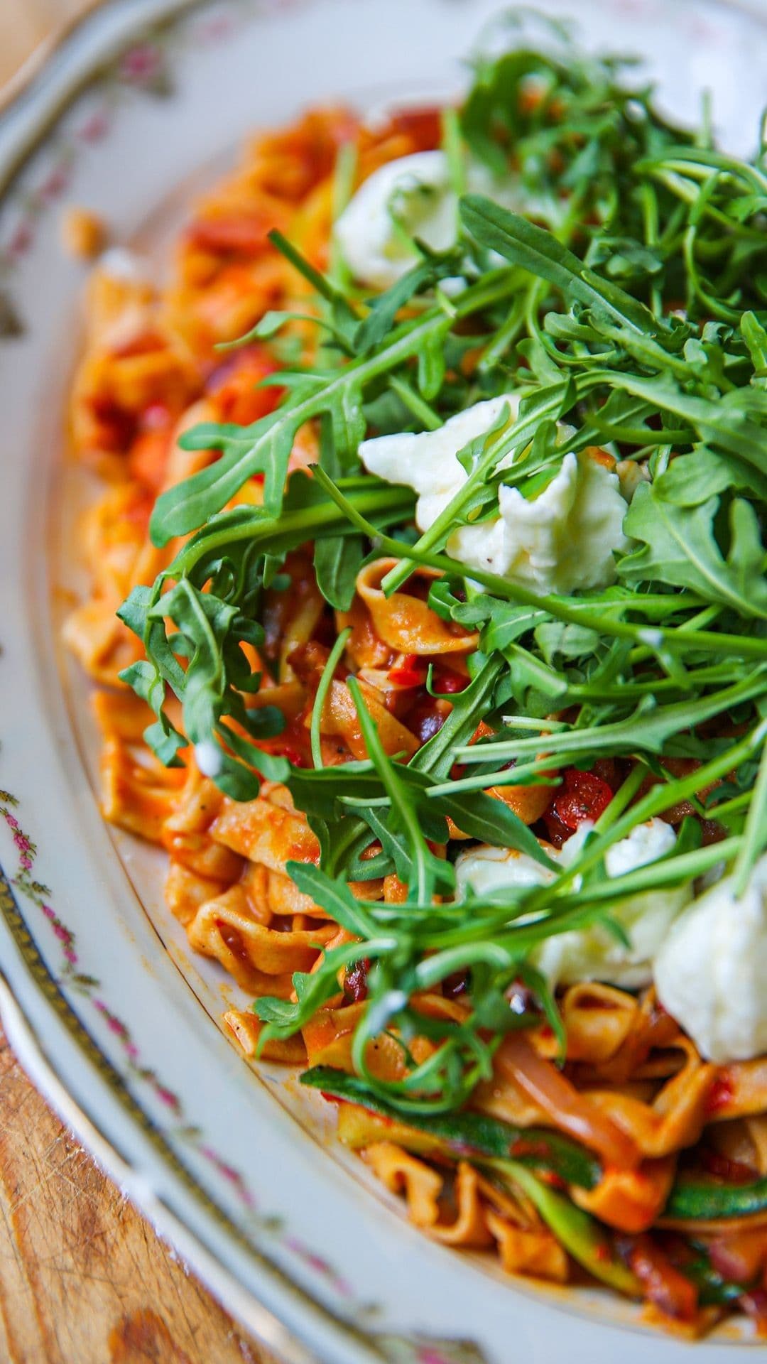 Volkorenpasta met spekjes