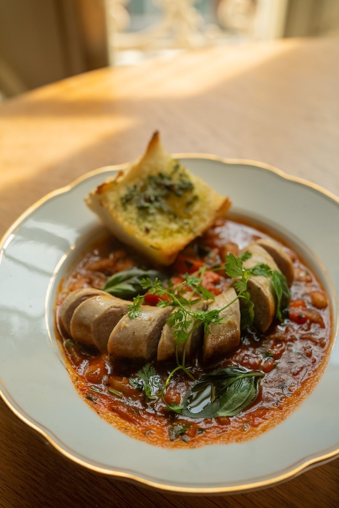 Lente-cassoulet met witte bonen en witte pens