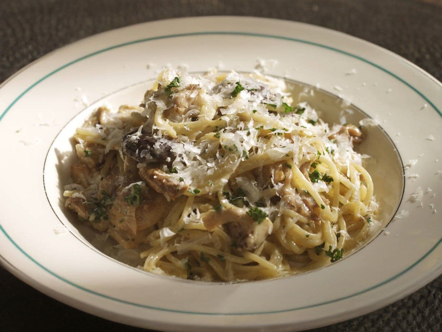 Spaghetti met kip en shiitake