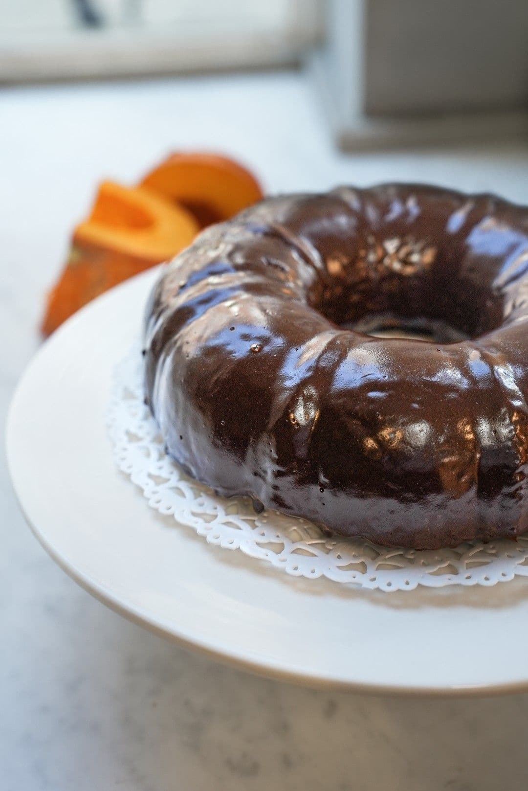 Pompoencake met chai-kruiden en chocoladeganache