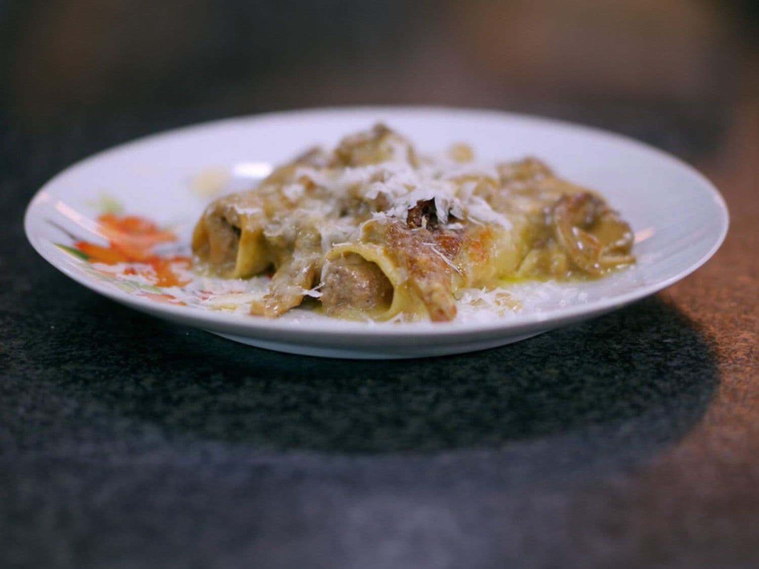 Cannelloni van parelhoen met oesterzwammen