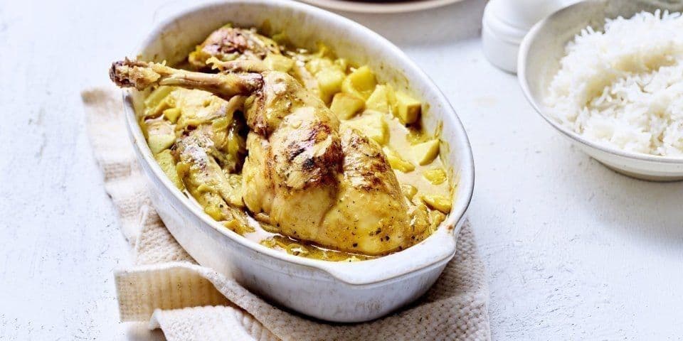 Konijn uit de oven met appel en curry