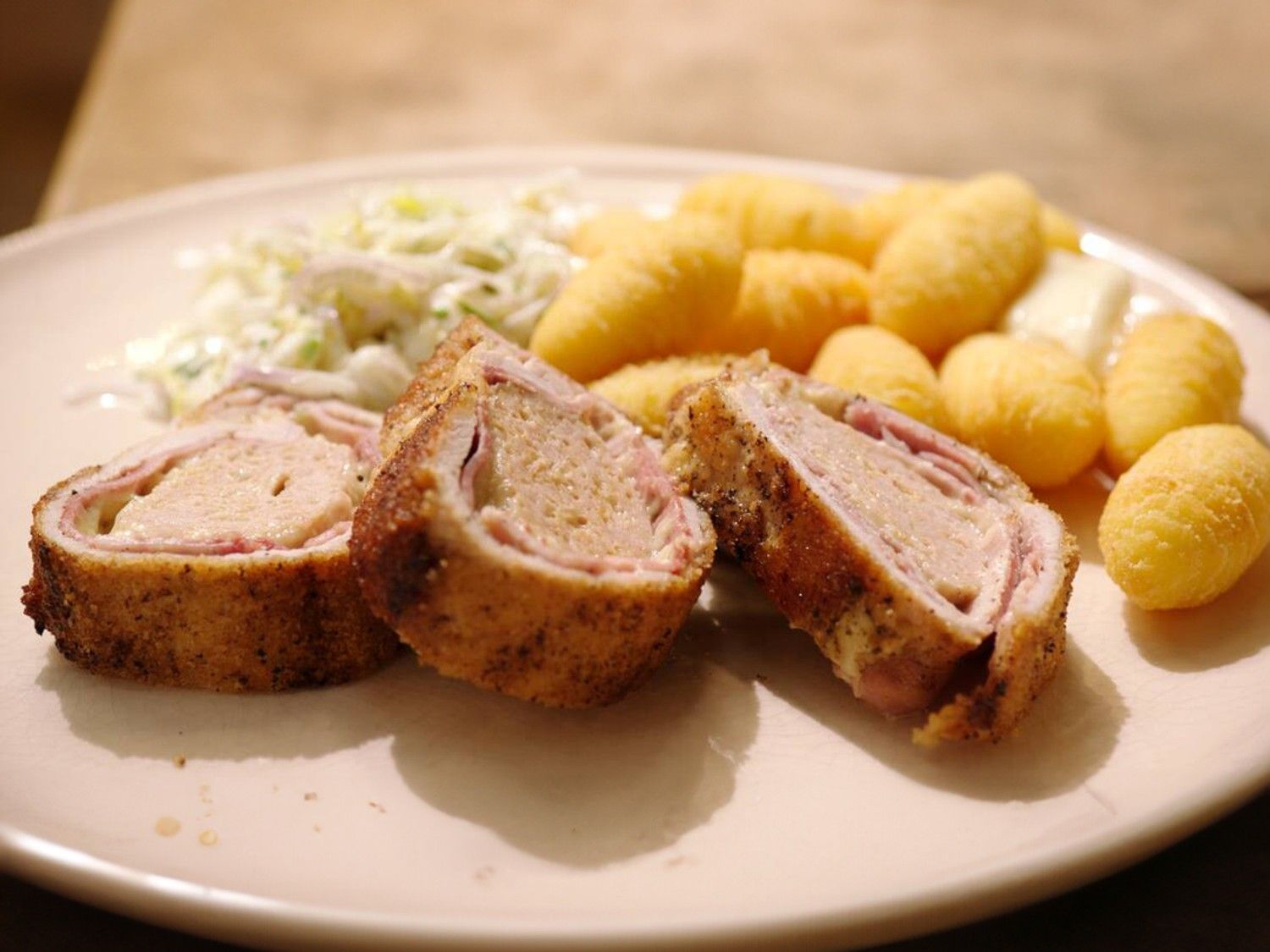 Cordon bleu van kalkoen met witloof en denappeltjes