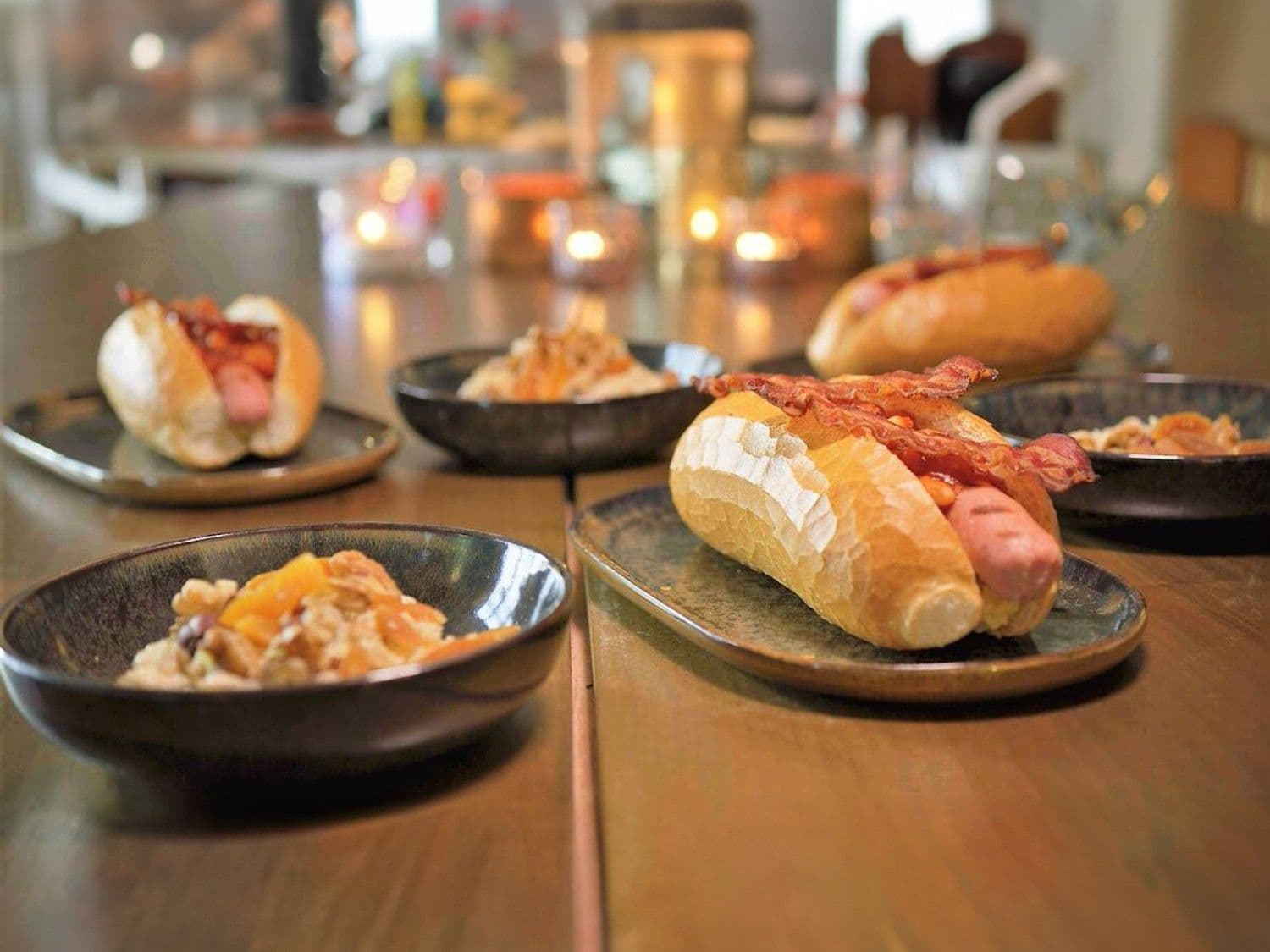 English breakfast dog en havermoutpap met abrikoos en noten
