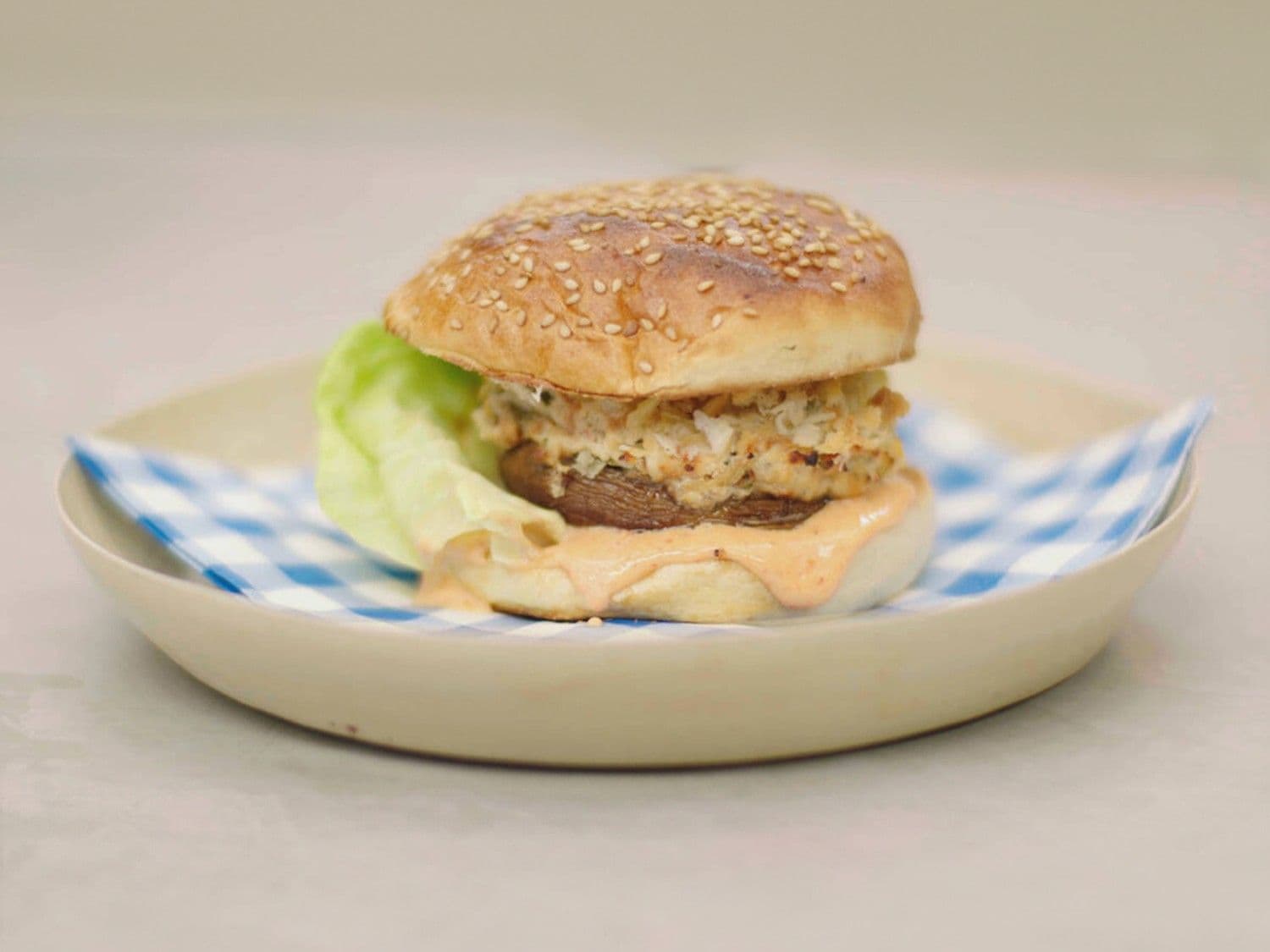 Portobelloburgers met paprikamayonaise