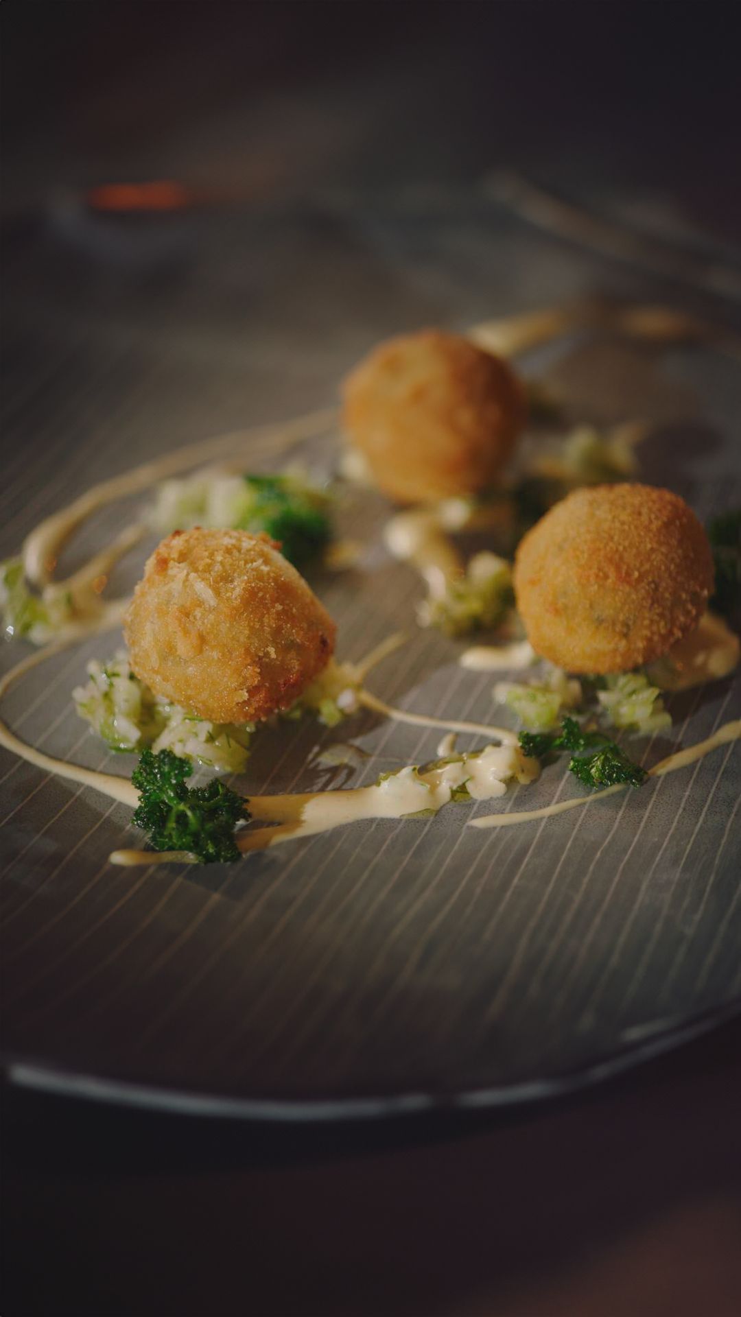 Mosselkroketjes met salsa en klassieke mosselsaus