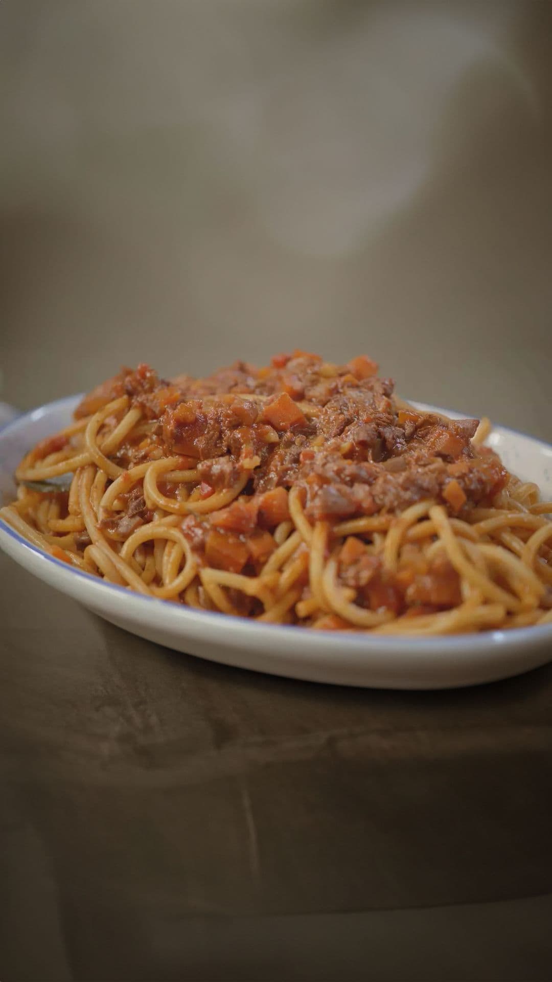 Bucatini met ragu van champignons