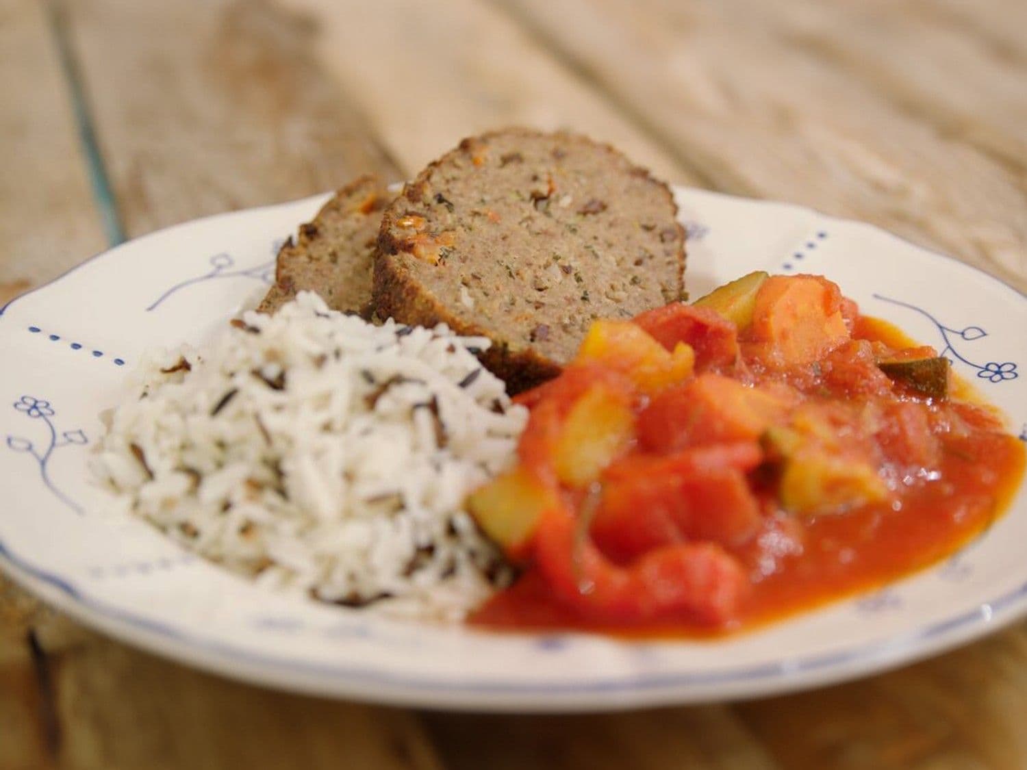 Gehaktbrood 'Provençale' met rijst