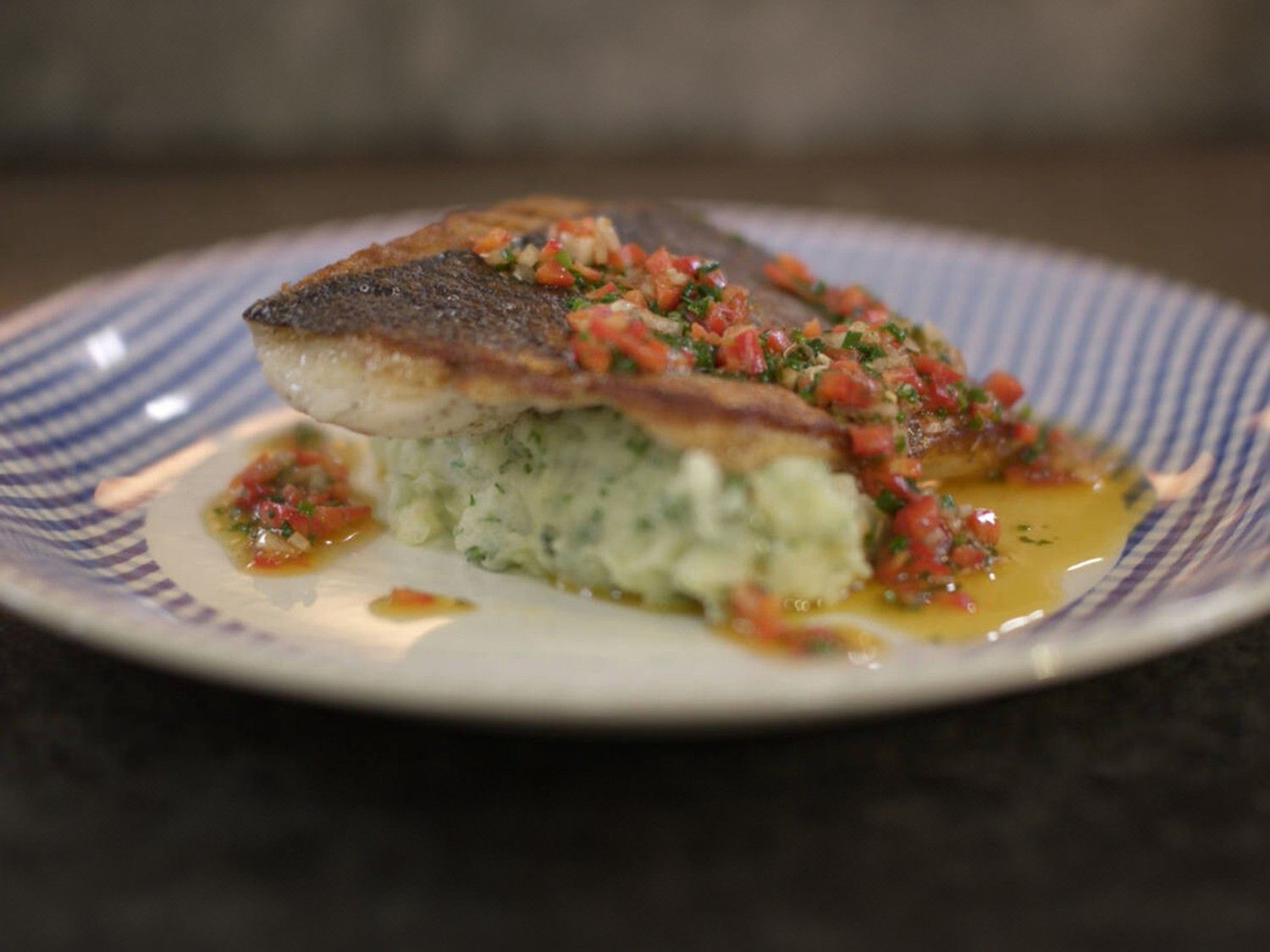 Zeebaars met peterseliepuree