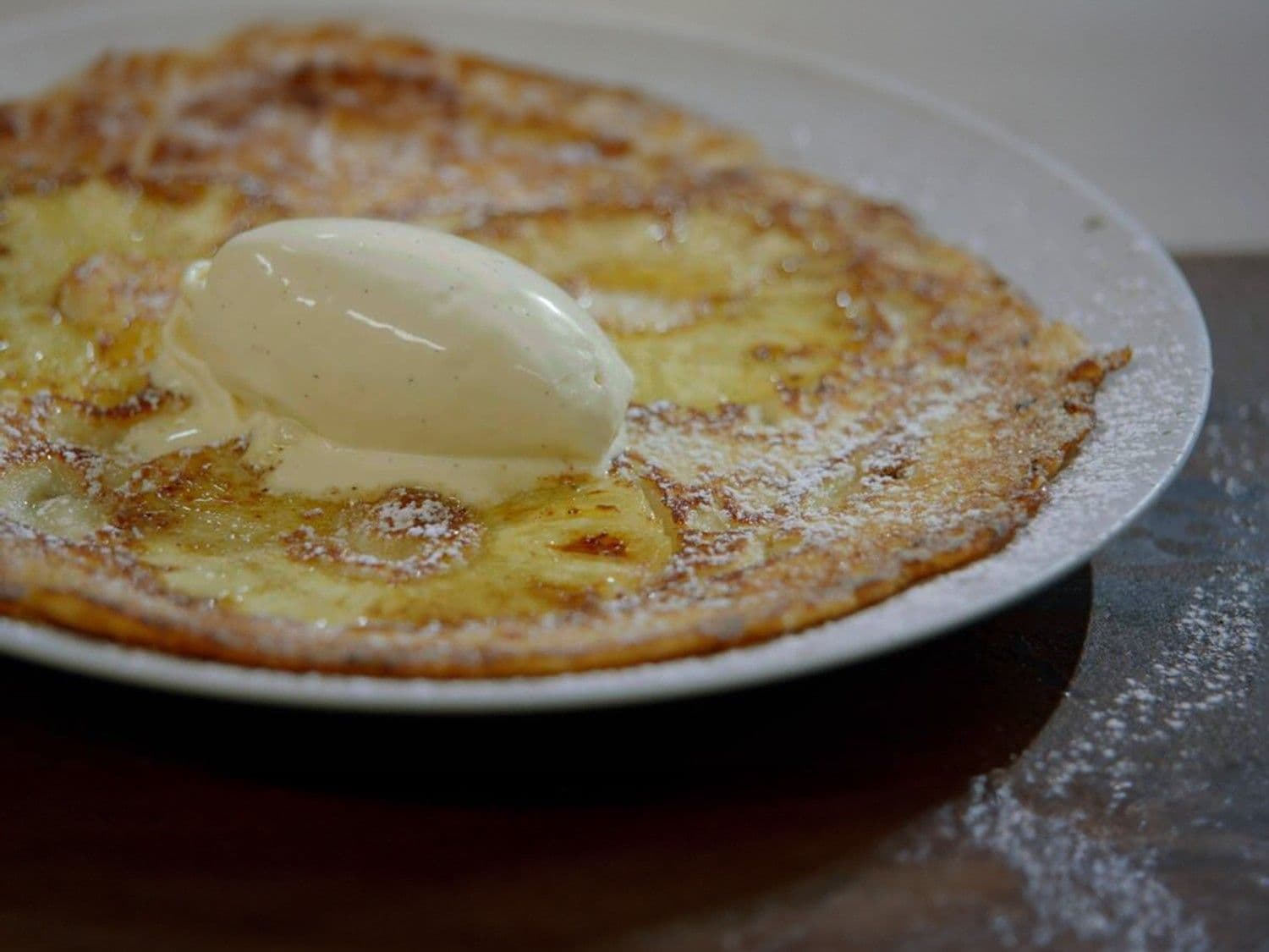 Crêpes Hawaï met vers roomijs van kokos