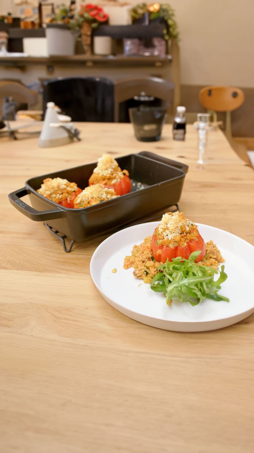 Gevulde tomaten met merguez en couscous