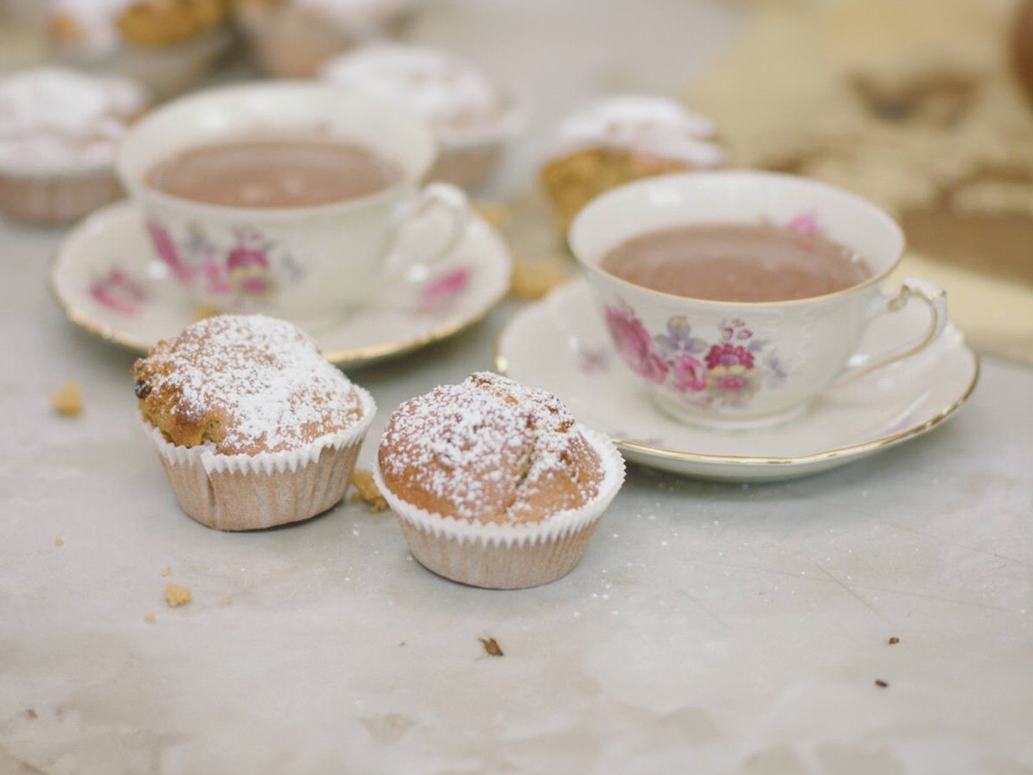 Muffins en chocolademelk