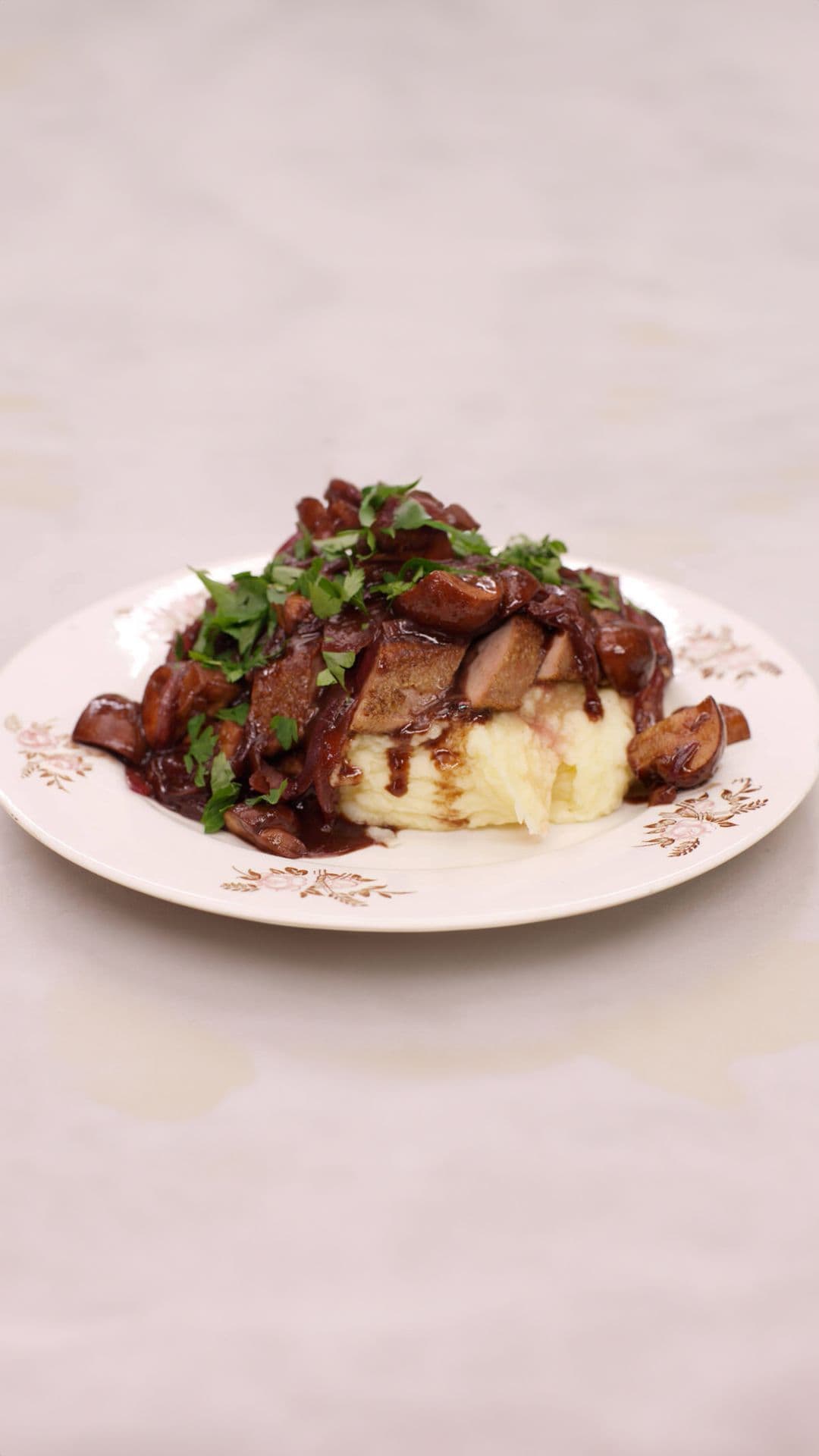 Kalfslever met balsamico-champignons en puree