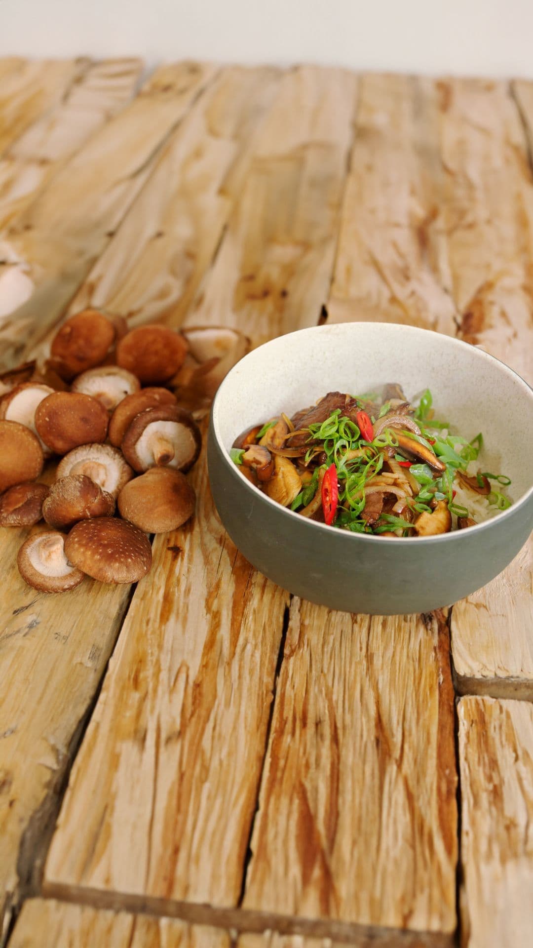 Rundvlees met gebakken champignons en rijst