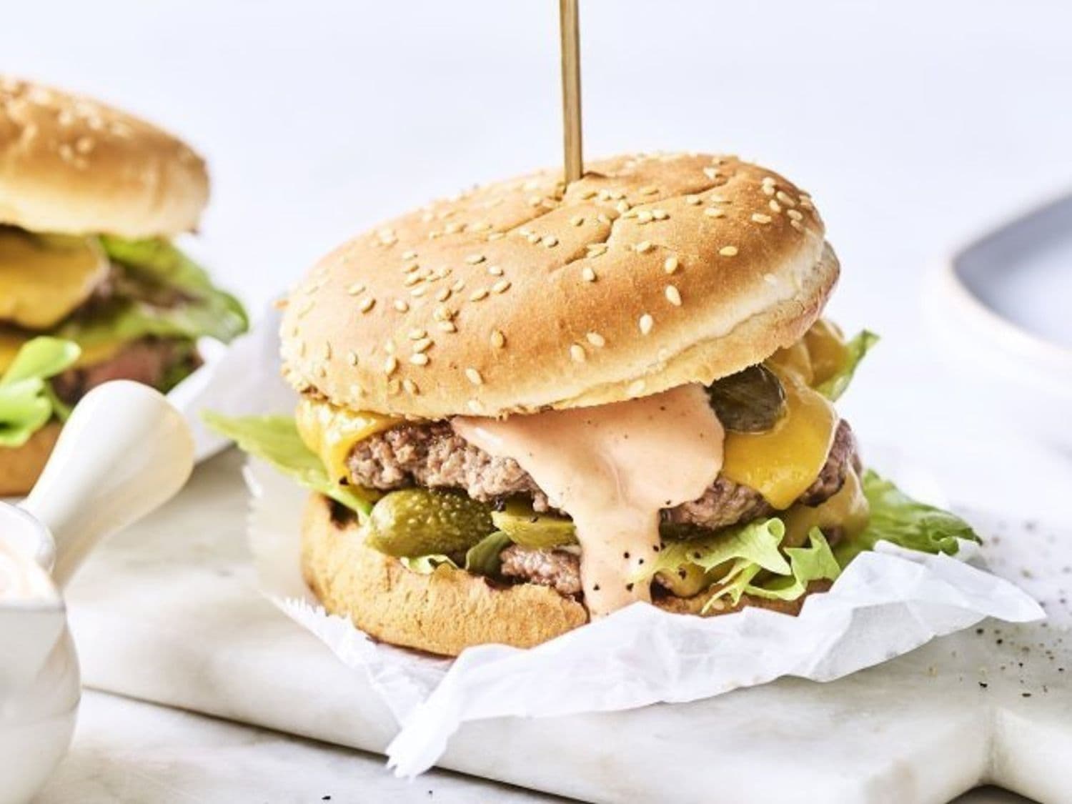 Smashburger met homemade BBQ-kruiden en kaas