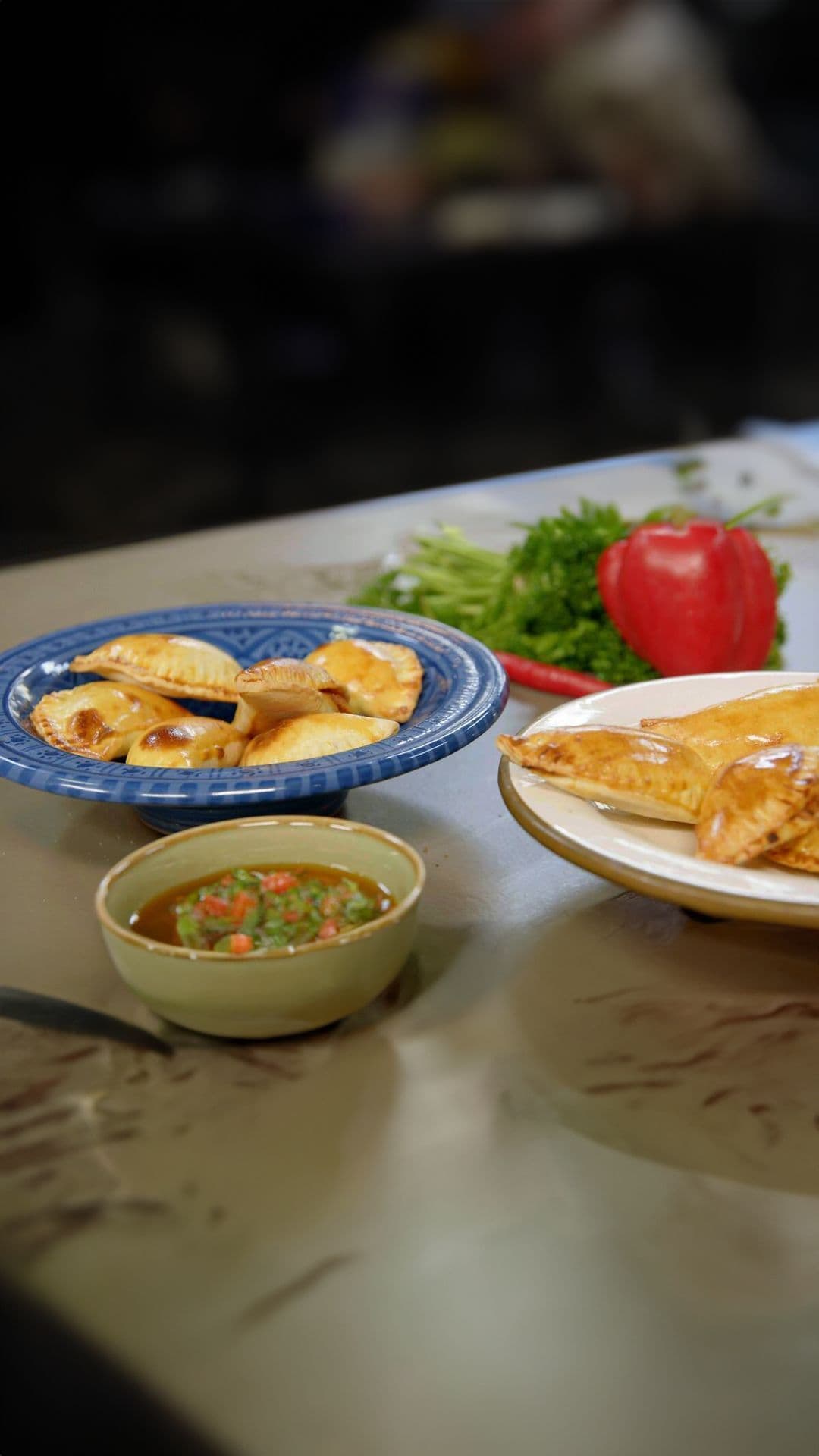 Vegetarische empanadas met chimichurri