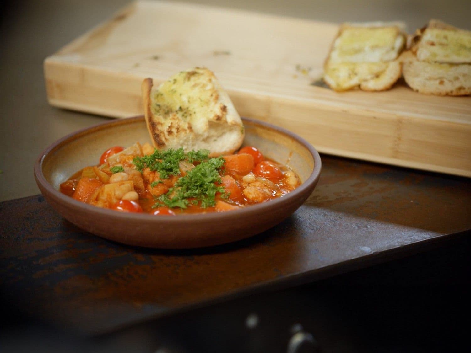 Cassoulet van groenten met stokbrood