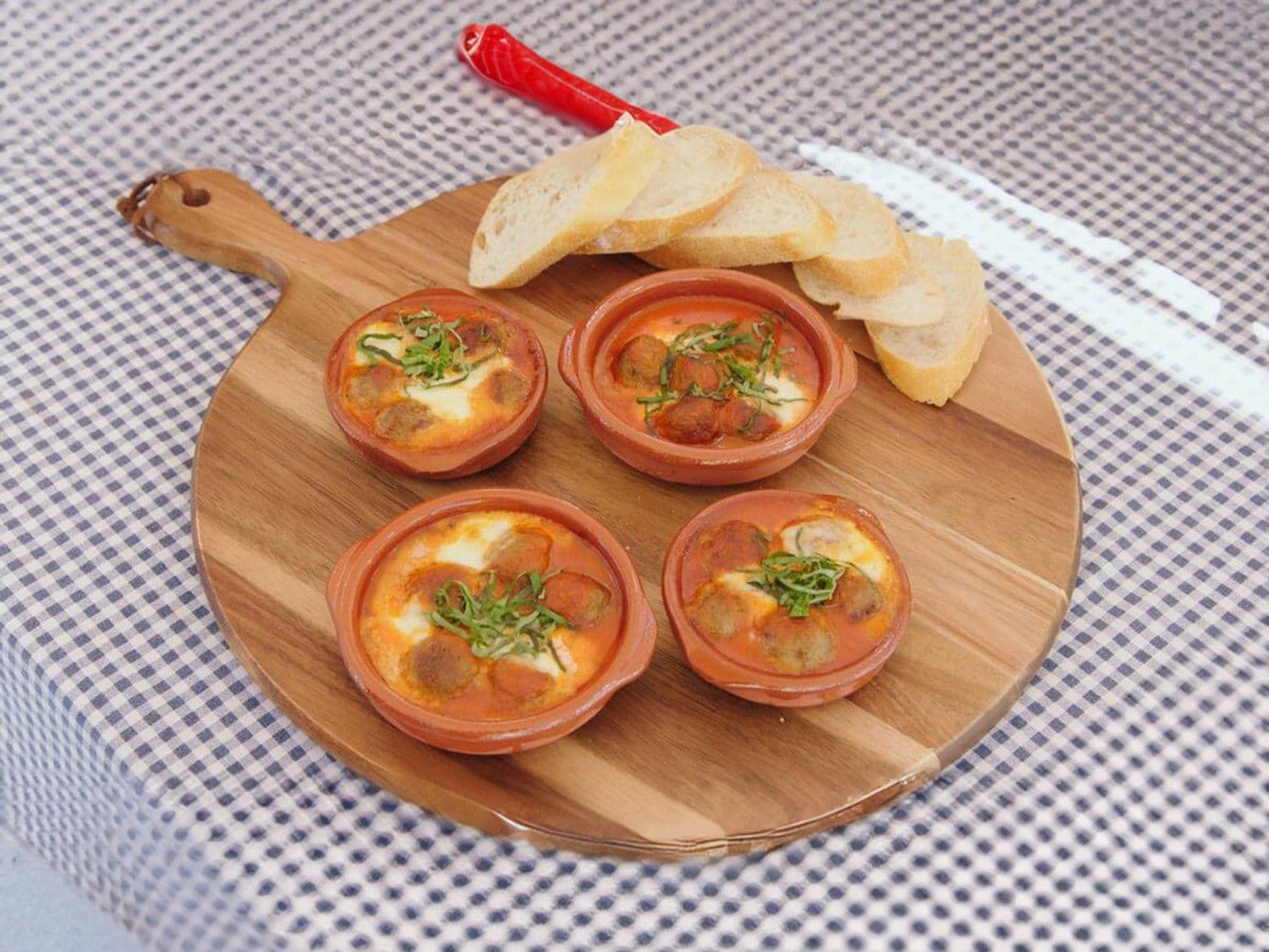 Bocadillo con albóndigas