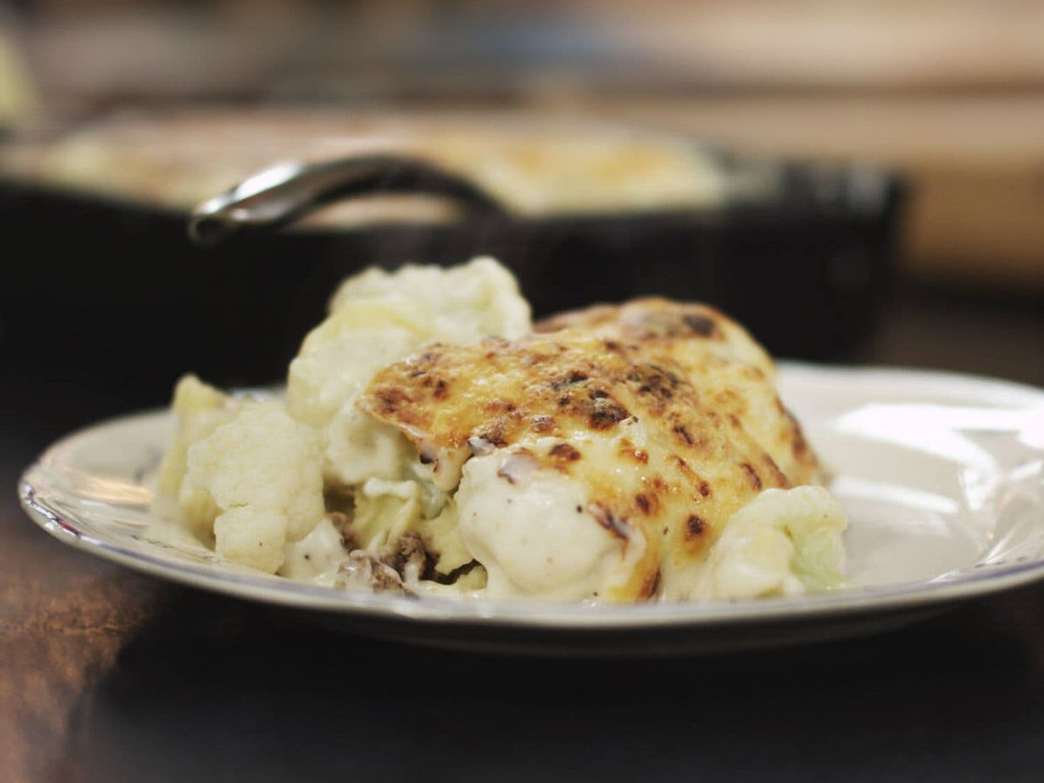 Bloemkoolgratin met puree en gehakt
