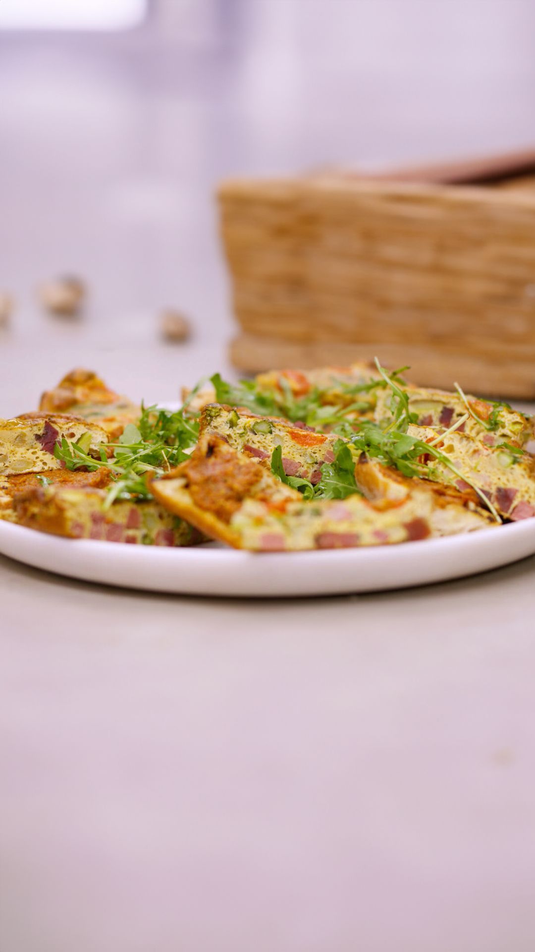 Ciabatta met tomatenpesto en omelet 