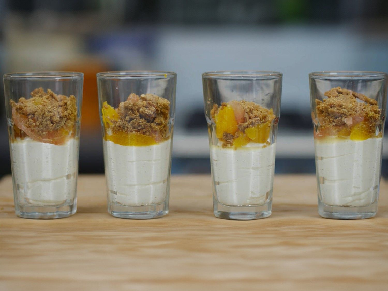 Griesmeelpap met agrumes en crumble