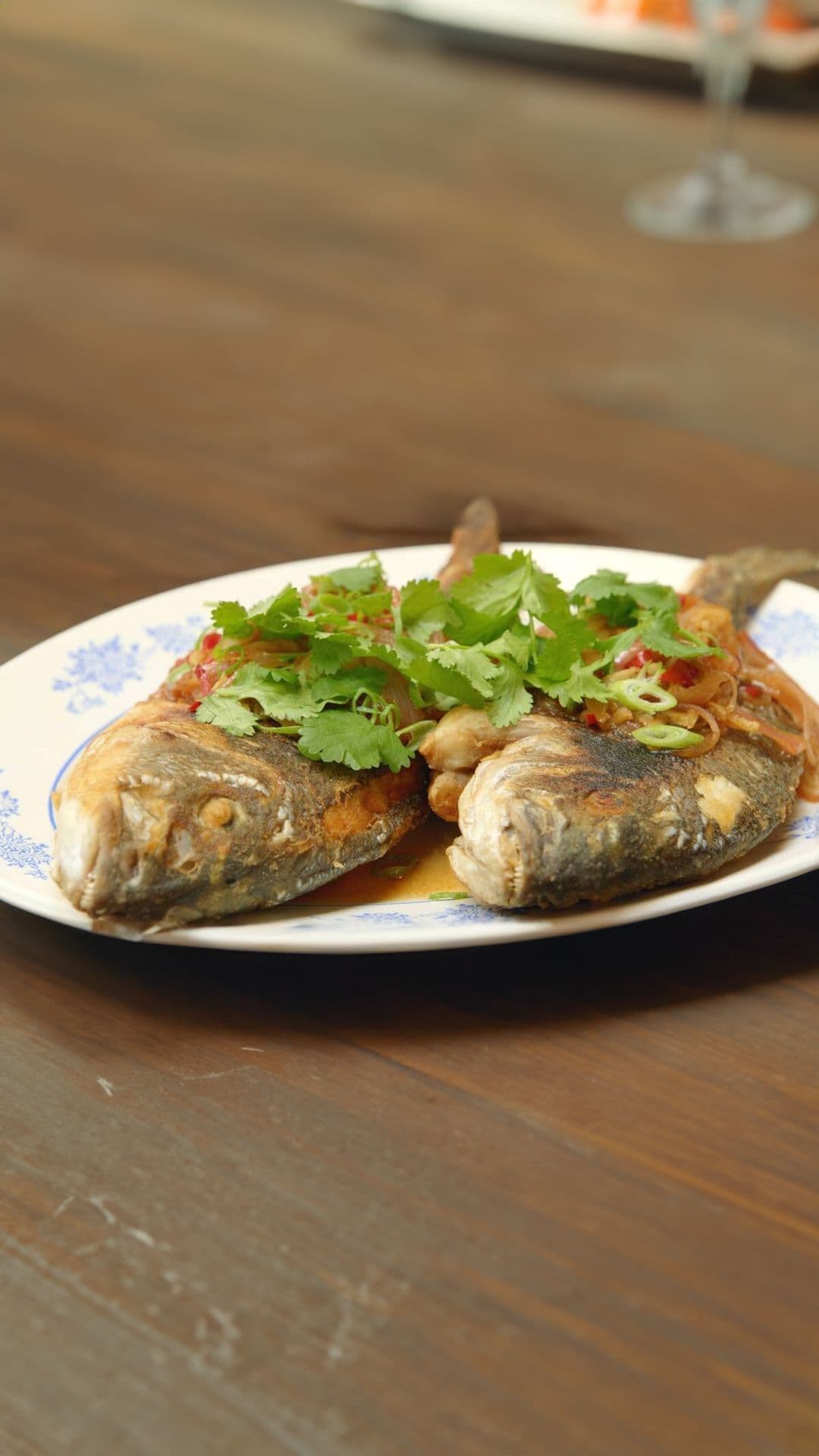 Goudbrasem met oosterse marinade en rijst