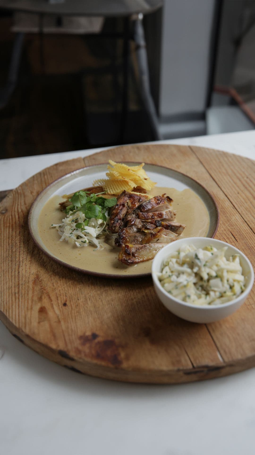 Fazant fine champagne met witloof en pommes gaufrettes