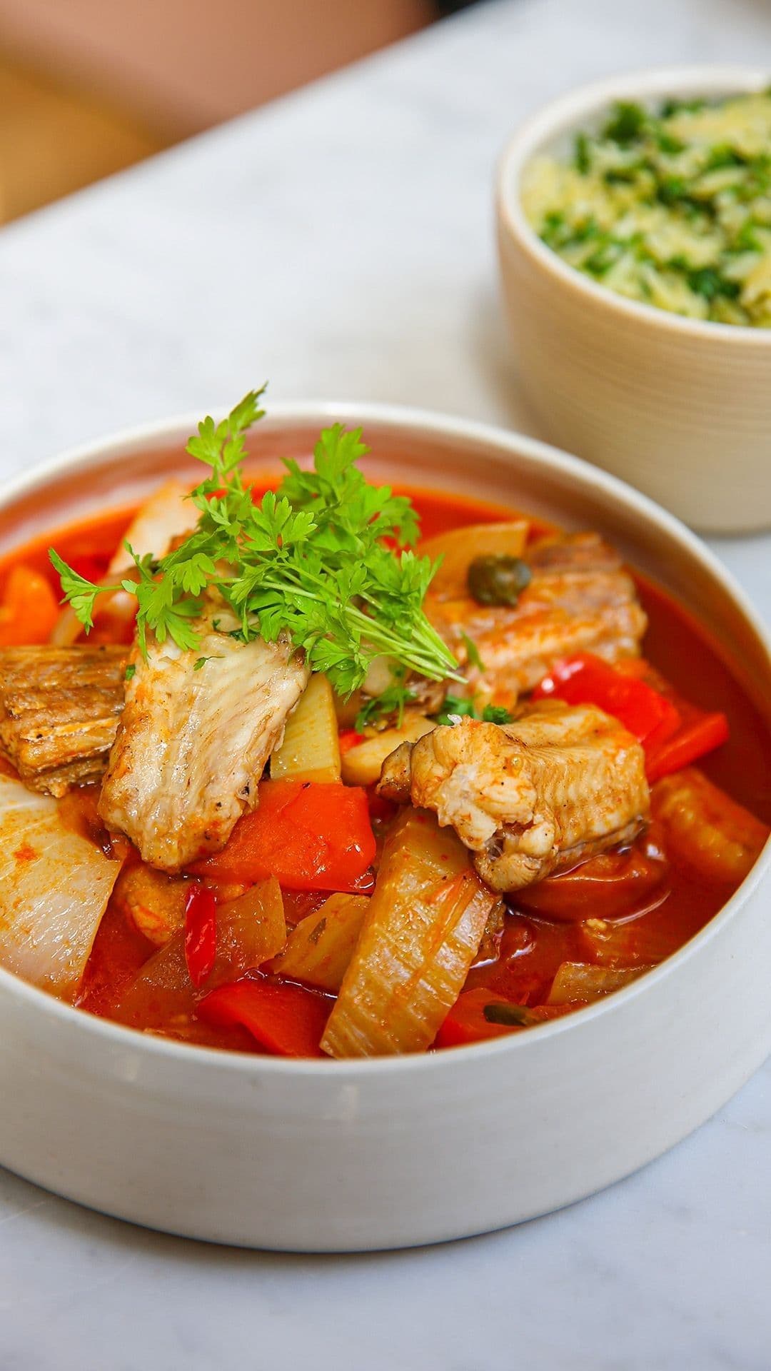 Hondshaai uit de oven met kruidige orzo
