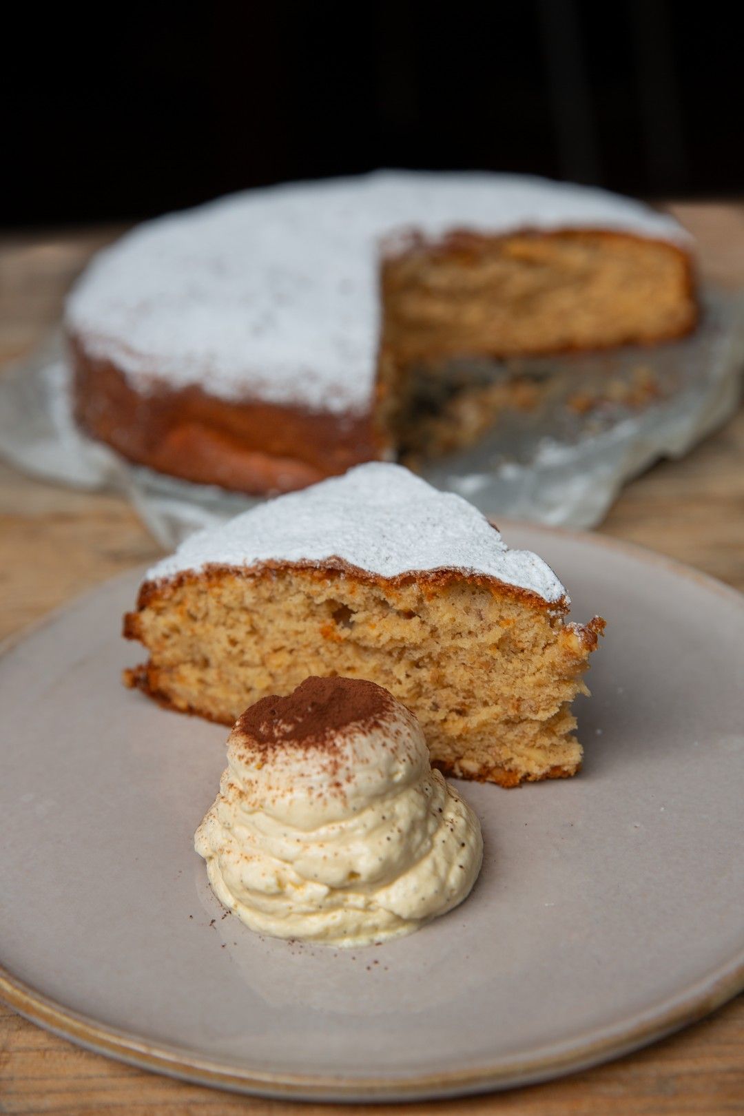 Torta di nocciole
