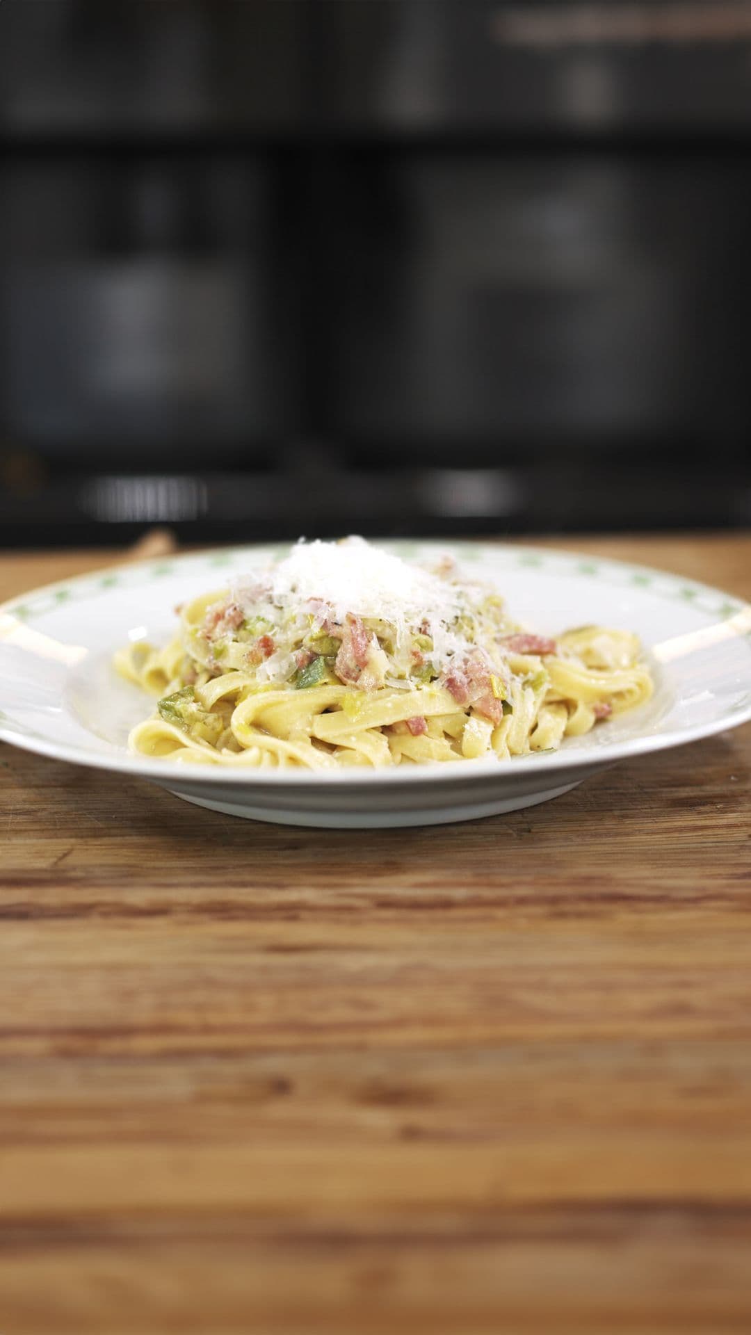 Fettuccine met prei en pancetta