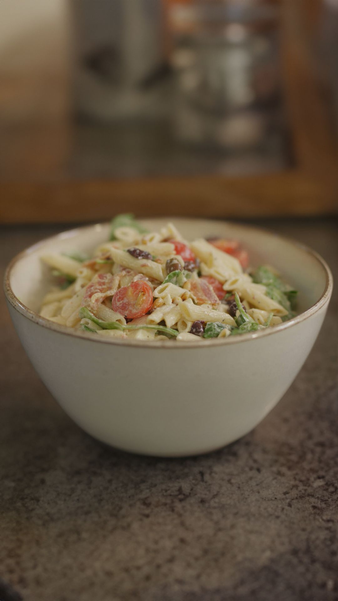 Koude pastasalade met spek en feta